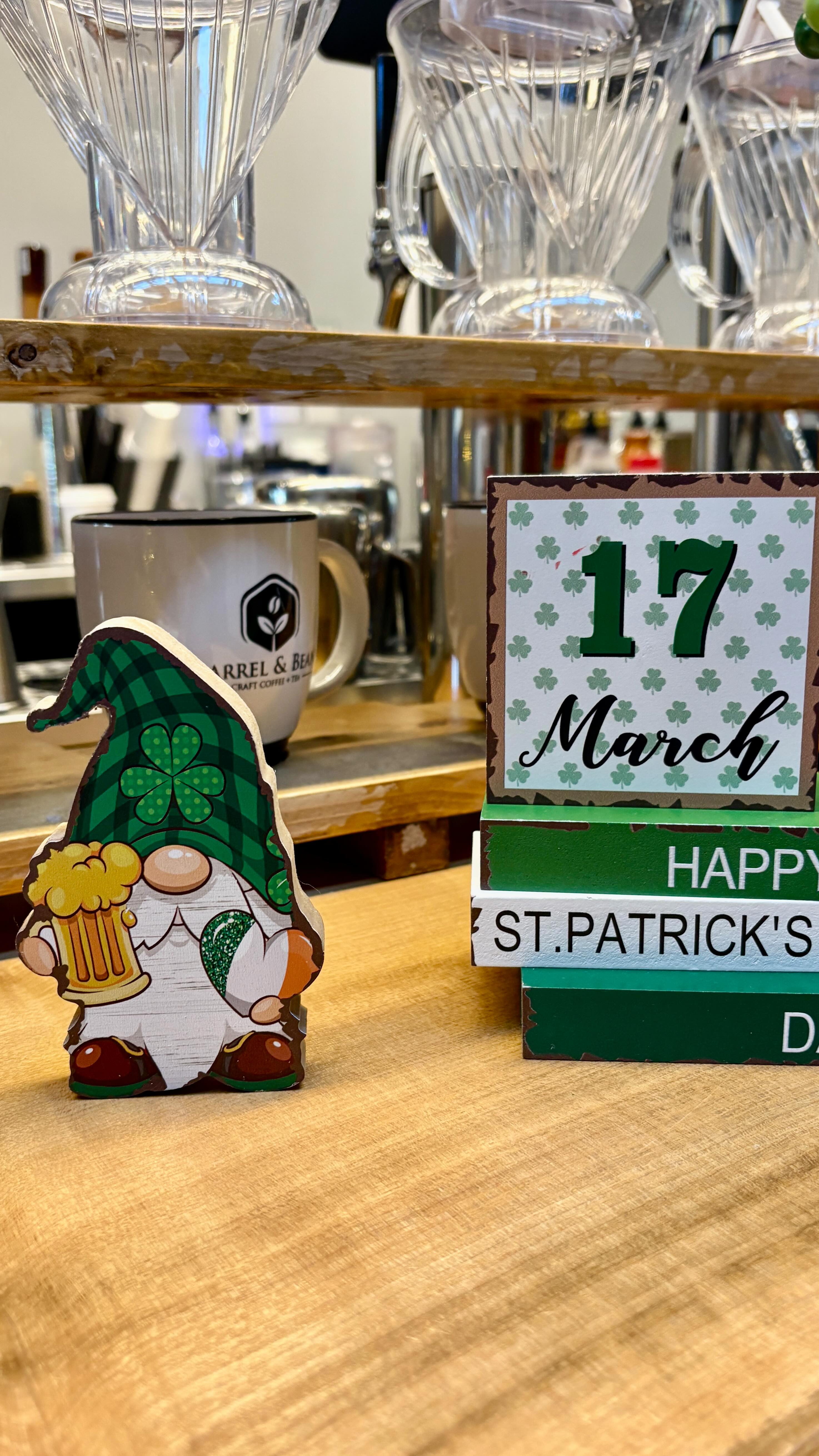 Celebrate your St.Patricks week here at the Granary!🍀 @barrelandbeancoffee knows how to turn up the festivities, as well as crafting your favorite cup of coffee! ⭐️🌈
- @visitmorganhillca @destination_downtown_mh @mhcoc @buy_local_morgan_hill