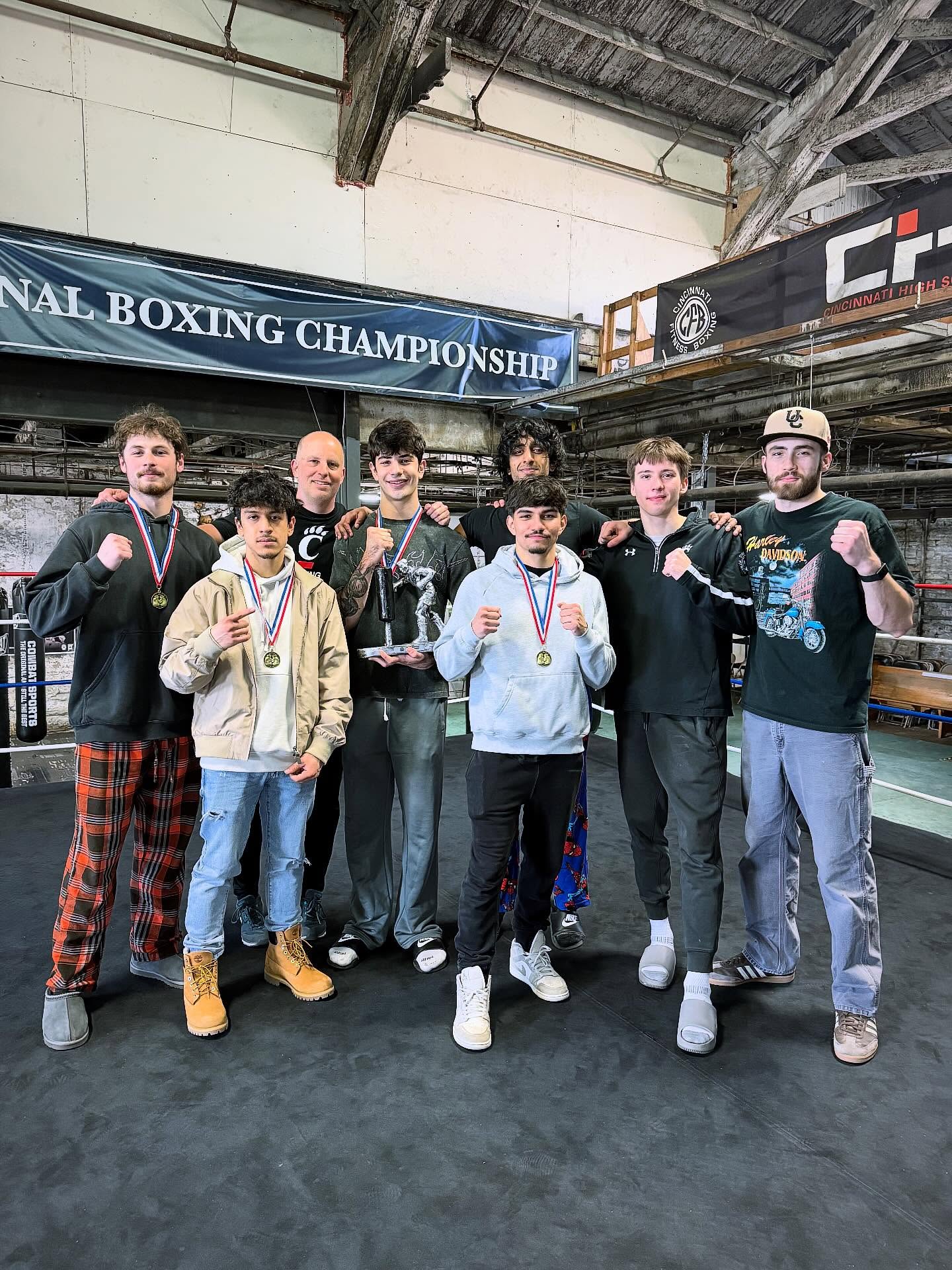Great weekend hosting the NCBA Midwest Region Tournament at @cincinnatifitnessboxing. 9 teams, 54 athletes & 38 matches across 3 days.
The University of Cincinnati Boxing Club had 9 athletes in the tournament with 8 of them qualifying for the NCBA National Tournament in Charlotte, NC on April 9-11. We had 4 Midwest Region Champions and 4 Midwest Region Runner-ups. Junior @anthony.diangelo__ won the Most Outstanding Boxer Award for the Tournament.
Onto Nationals in April where we finished 2nd overall in the country last season with two individual National Champions. Looking to top that this season.