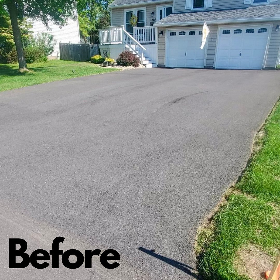 🦏 Another Ryno Driveway Protected 🦏
Trust Ryno for your residential and commercial asphalt maintenance and repair.