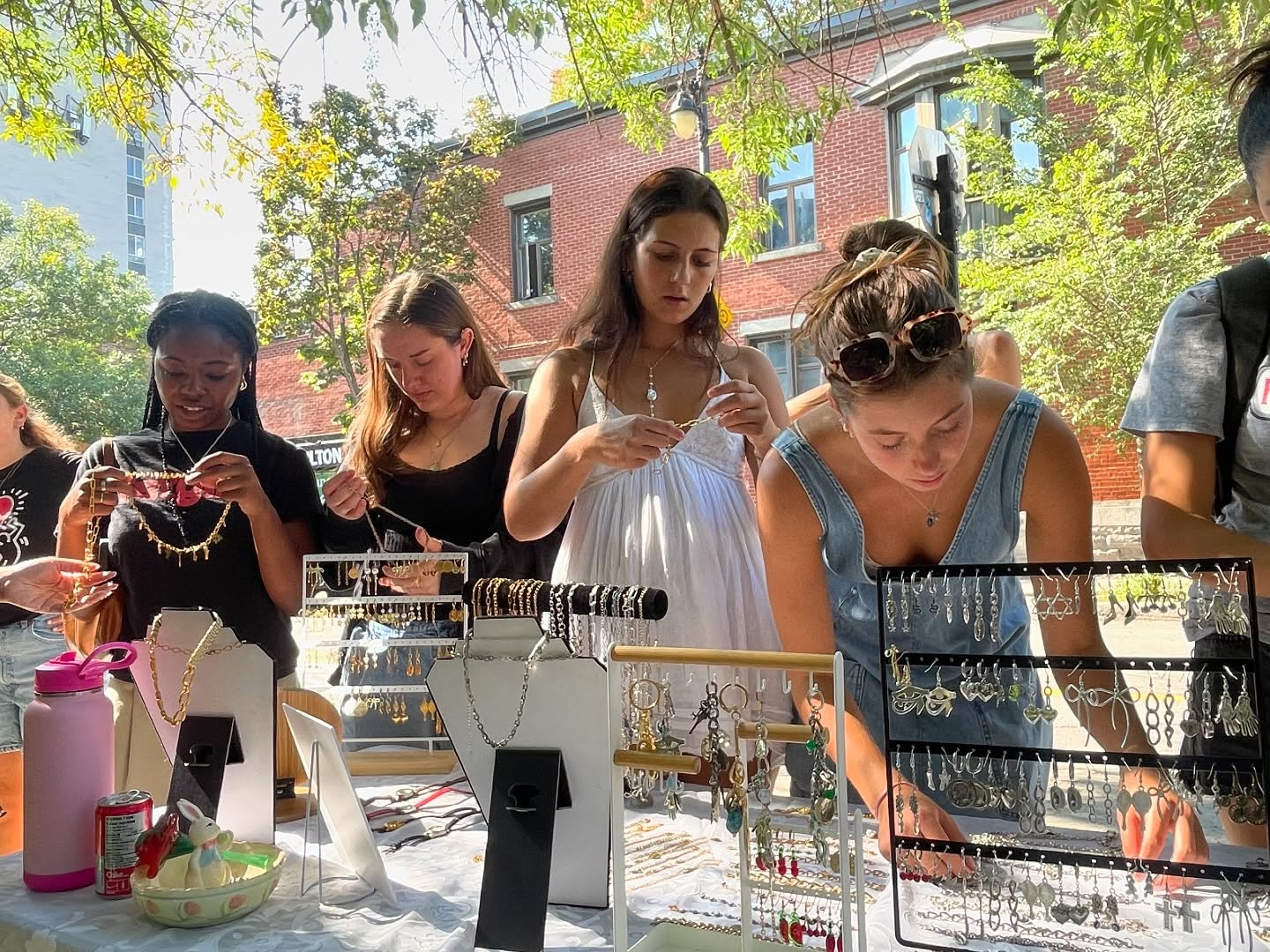 was so fun to see everyone’s cool ass fits👖thank you again to everyone who came 🎀