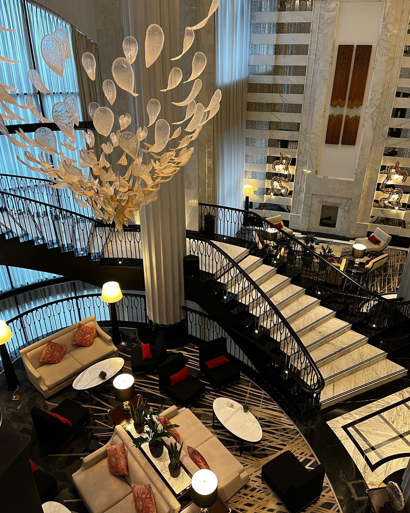 The stunning and very welcoming @stregisamman 😍😍😍