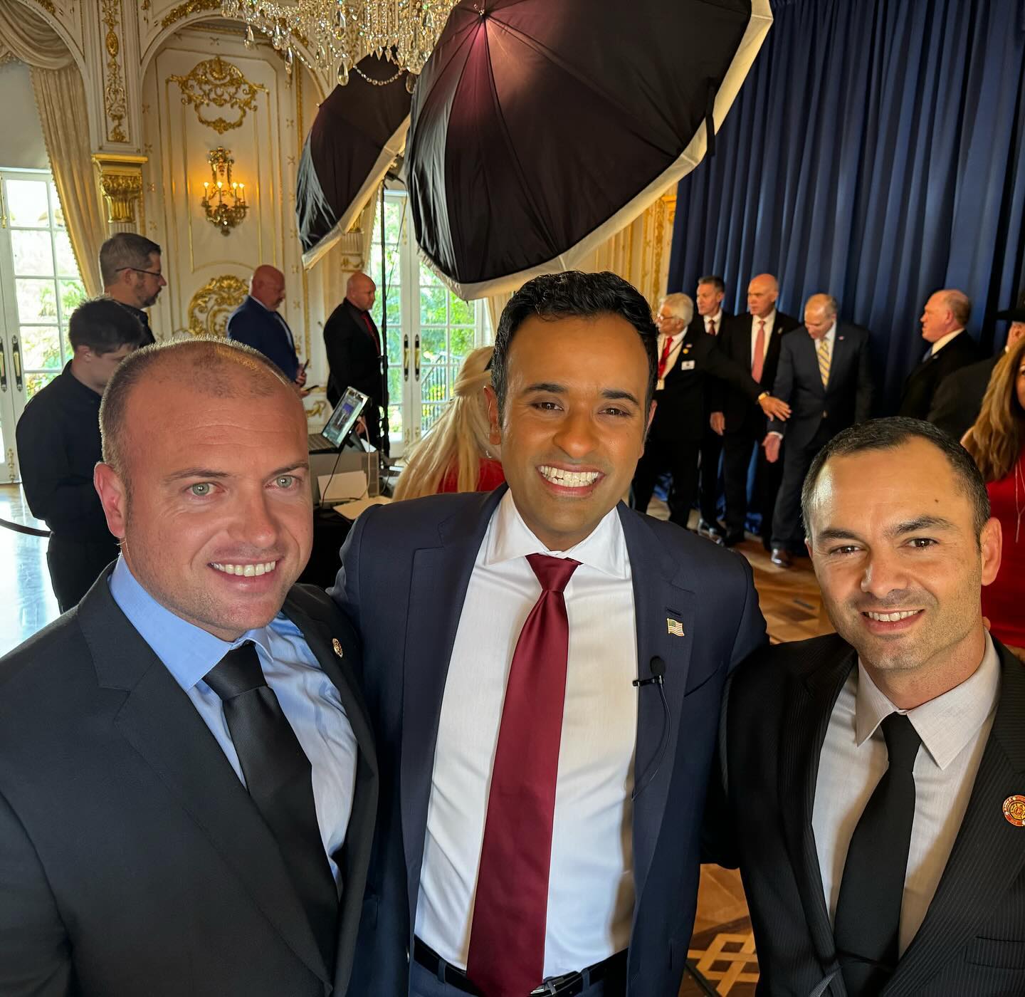 eCerts Now Inc. at Mar-a-Lago in support of Border 911 event. 🇺🇸 with our brother firefighters from Orange County Fire Rescue.