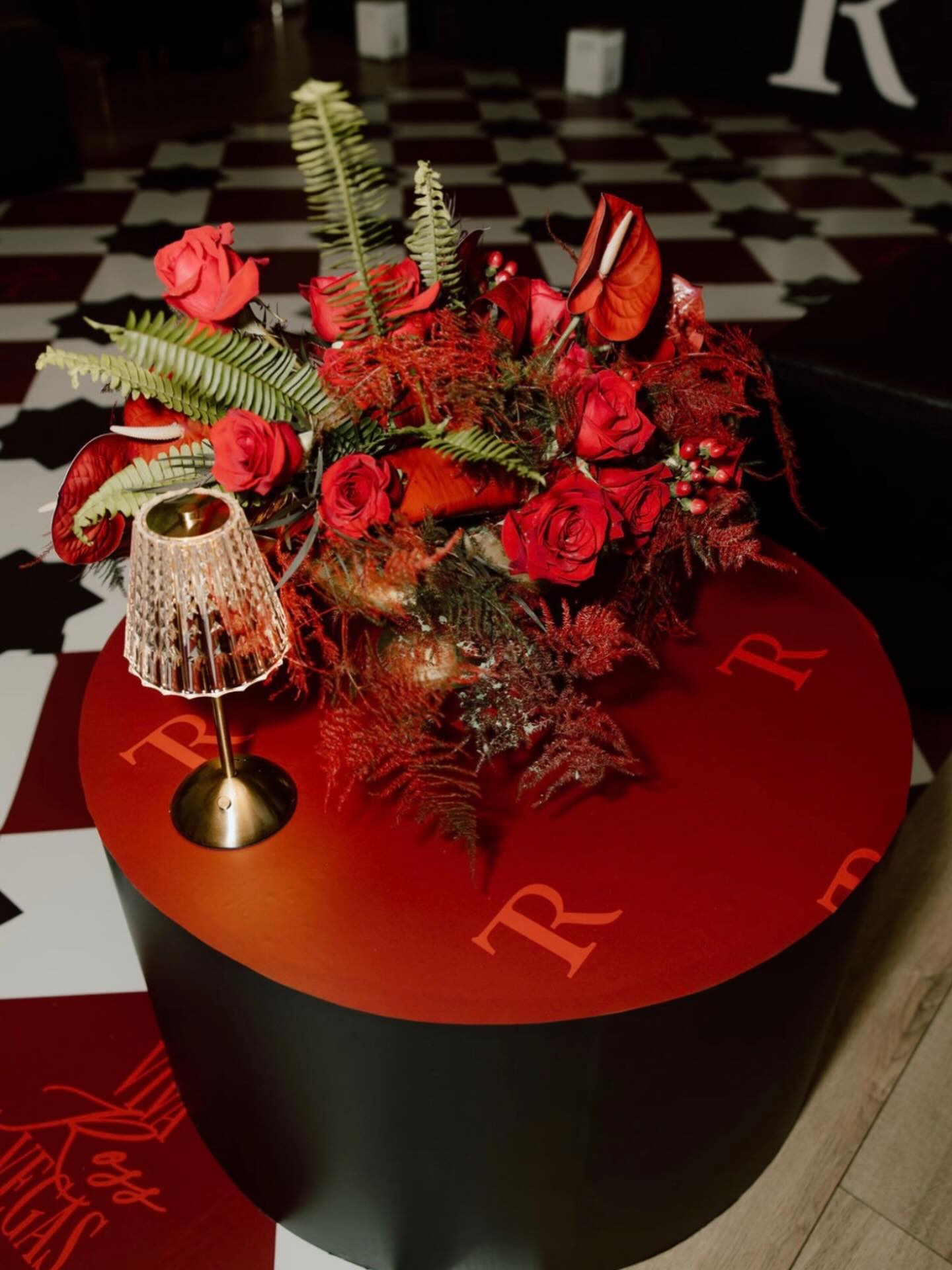 We understood the assignment 🌹✨
VENDORS:
Event Design: @lesleywithrowdesigns
Production Design: @cae_lr
Floral Design: @tanarahluxefloral
Photography: @haley.cole.creative
Venue: @conwaycountryclub_ar
Rentals: @eventology_us