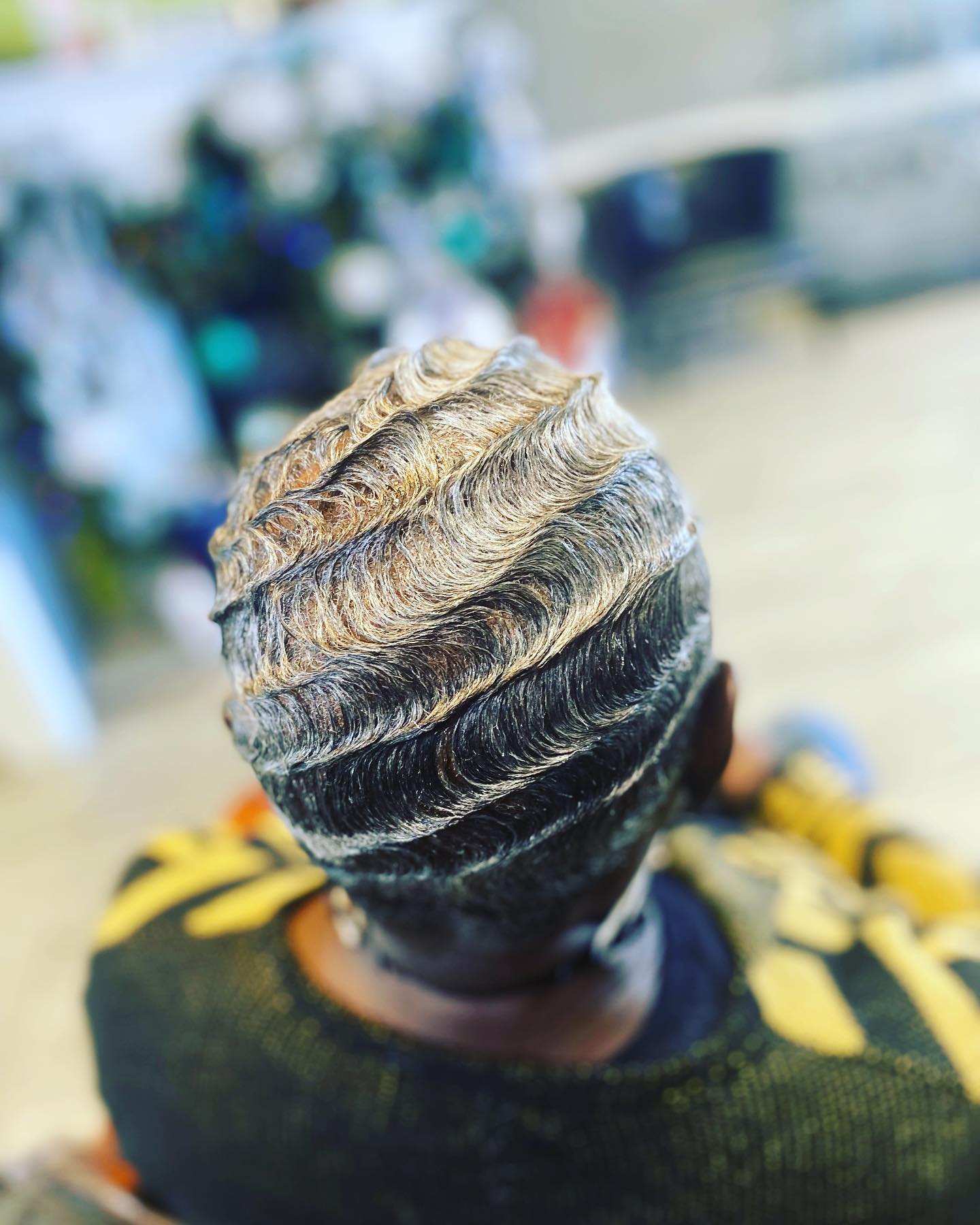 Vintage finger waves 🌊 in demand!!
# fingerwaves#shorthair#relaxedhair #dmvhairstylist #rvahairstylist#