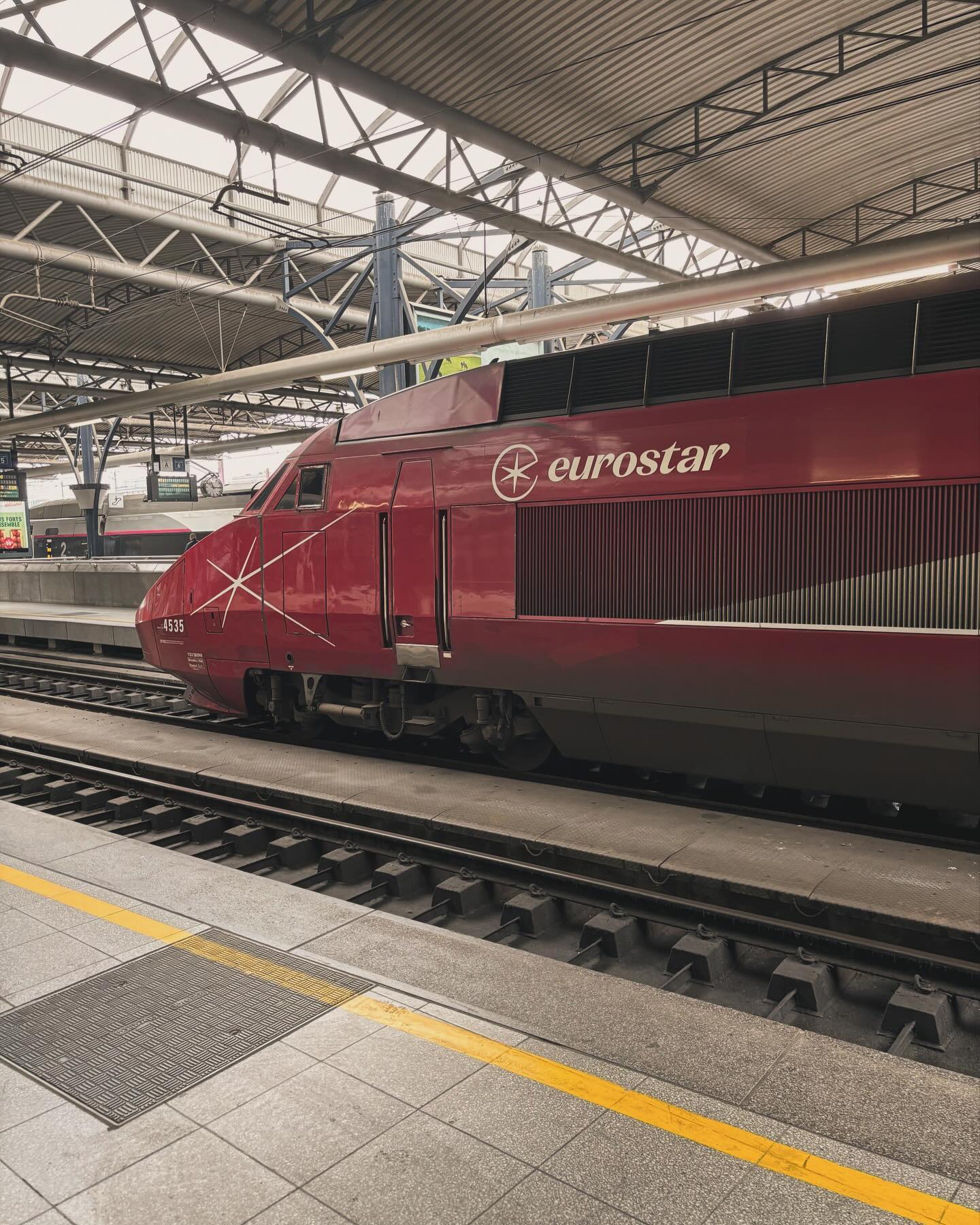 First station stop: Brussels Midi or Brussels South station, at 11:10AM; there is an additional train present in the form of a PBA (Paris, Brussels, Amsterdam) ex-Thalys set bound for Paris Gare du Nord.
Next station stop is Rotterdam Centraal.