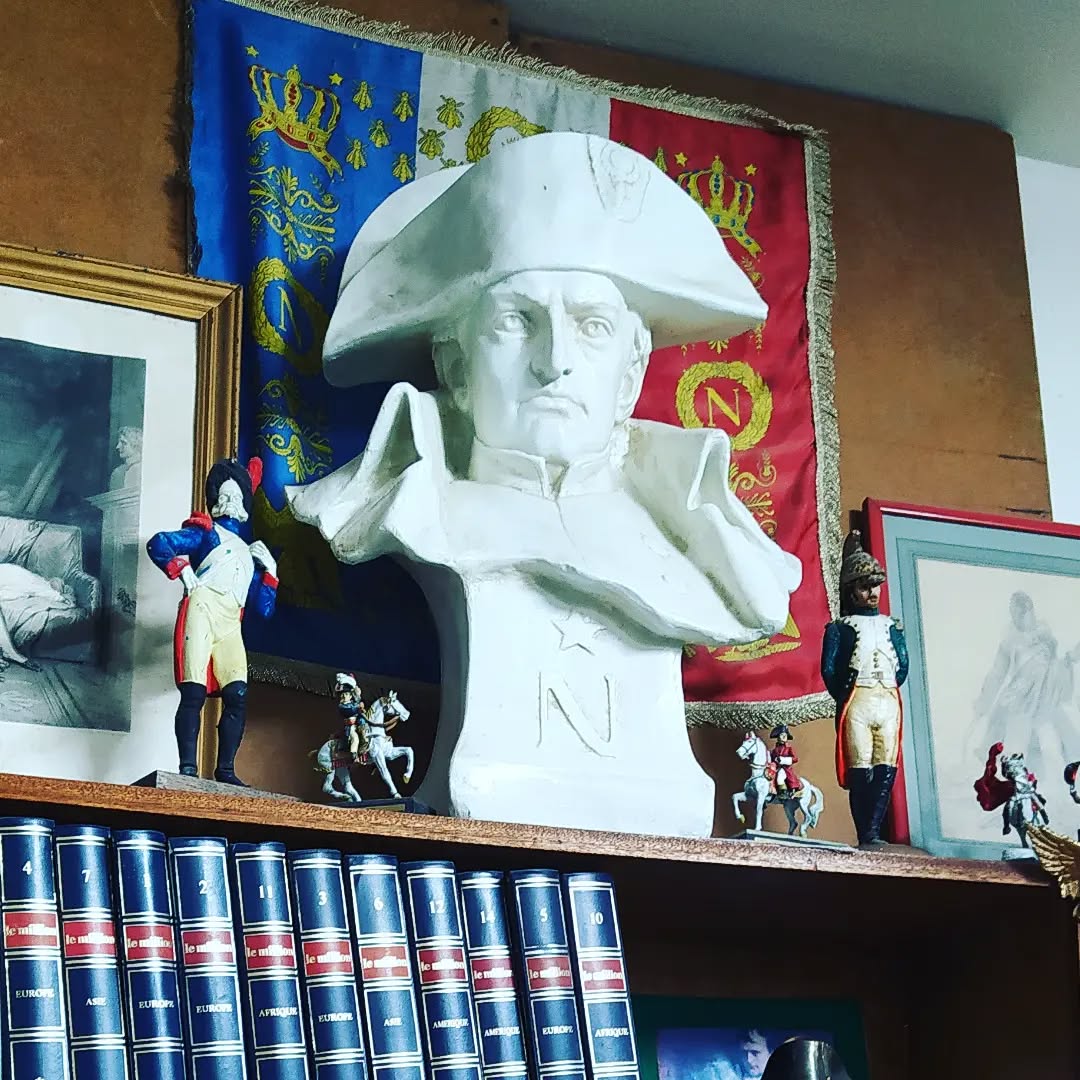 Nouveau local dit Duquesne-fourrier à Rochefort. Duquesne était un amiral français.
#empire #nouveaulocal #french #grandearmee #france #napoleon