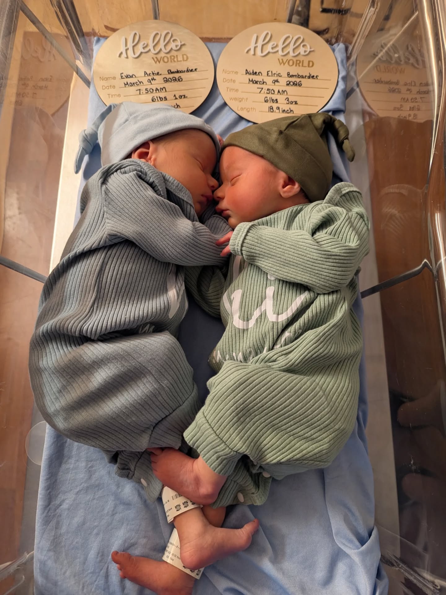 Introducing Evan and Aiden Bombardier ๐๐ฉต
The boys made their way into the world on March 9th - both born in the same minute (7:50AM) and nearly identical weight at 6lbs. Miraculously carried 37 weeks and 5 days until the scheduled c section - with their due date only being 2 days away. ๐ช๐ผ
We are overjoyed and soaking up all of our baby snuggles. After 5 long days in the hospital, a day and a half of NICU for Evan, and a whole lot of love - we are finally home and enjoying our new lives as parents. ๐ฅน
Thank you everyone for the kind wishes!