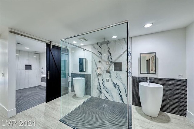 Swipe 👉🏼 to see the multiple bathroom remodels we did in this house. If you’re in need, call us! We have you covered.
# 702-355-3938
We’re available for free estimates! New year, new changes. Lets make it happen! 🚽🚿🪞🛀🏼
#moonlightplumbing #lasvegas