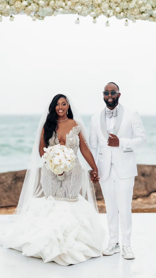 When you allow your designer to showcase their creativity, you'll get something custom tailored to reflect your personality and style .
Www.elysianexp.com