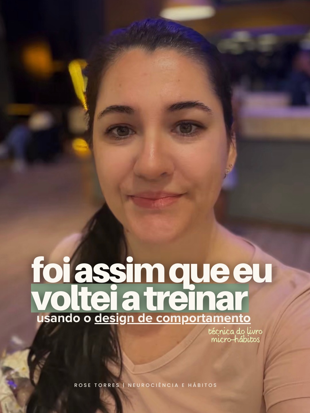 Tinham 4 meses que eu não pisava na academia.
E olha que eu tinha todas as razões do mundo pra treinar, mas não ia, sempre me enrolava toda.
Até que lendo o livro Micro-hábitos (do nosso clube do livro) resolvi usar design de comportamento, sentei e mapeei 10 comportamentos possíveis, diagnostiquei o que realmente estava travando (tempo real, não tempo de agenda), ajustei a rotina.
E tandaaaaan, funcionou. Já tem duas semanas que vou com constância 💪🏻
É isso, você não muda o comportamento não só porque você quer muito. Muda quando você cria as condições certas.
Você já mapeou o que realmente trava seus comportamentos?
Próximo livro do clube começa segunda: O poder do hábito.