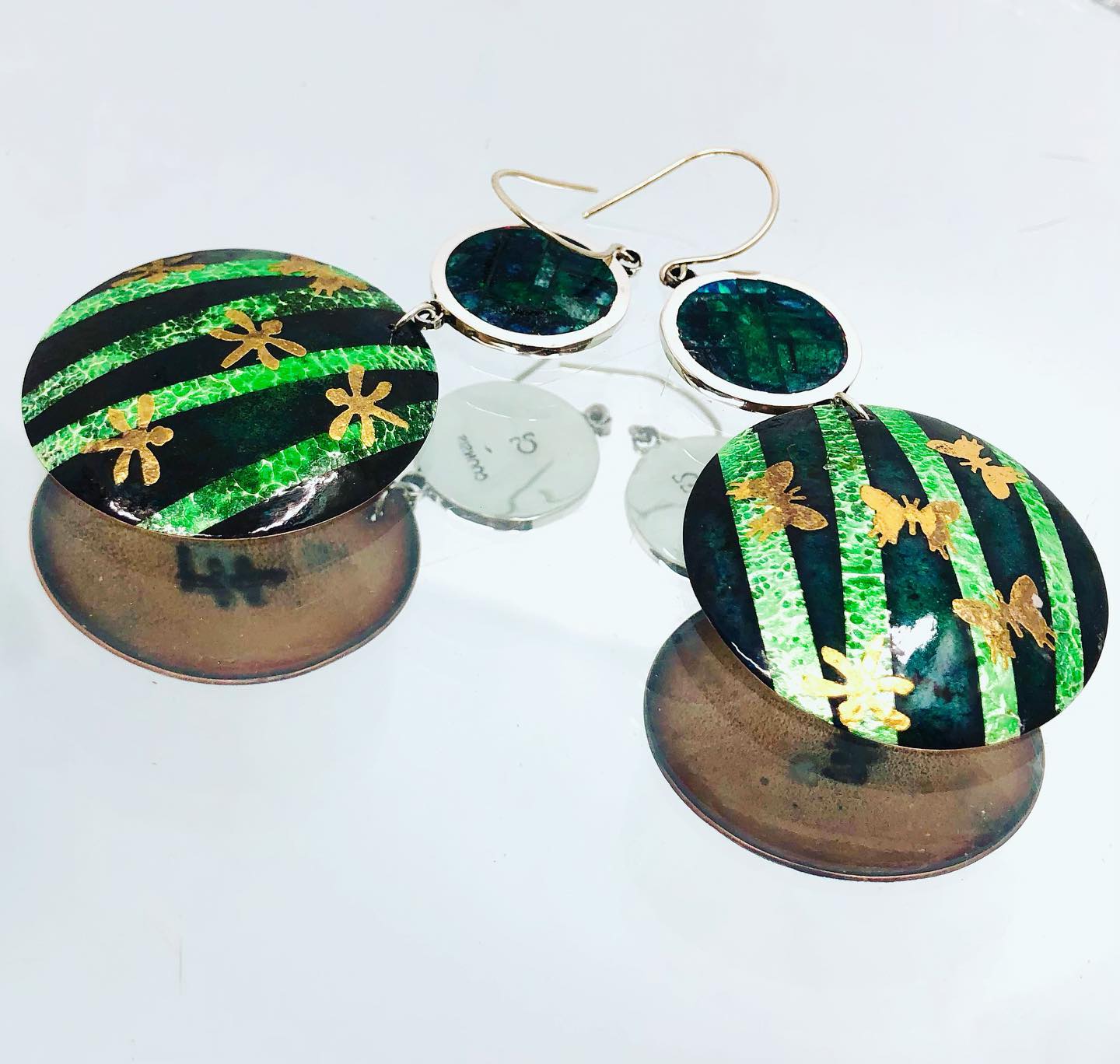 Thank you to Liz Wallace for graciously donating these earrings for my fledgling dog rescue. I added my own work for a collaborative effort. Her work is masterful as always! #earrings #mokumegane #green #contemporary #jewelry #inlay #nativeamerican #lizwallace
