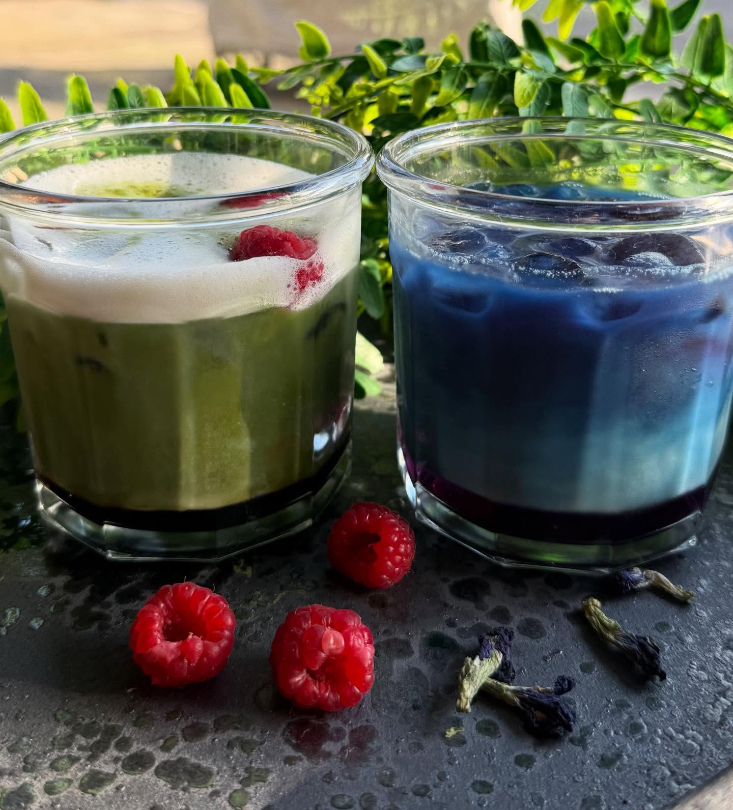 Green or blue?
The hardest decision of the day. 💚💙
Pink Cloud Matcha
(Ceremonial matcha with creamy white chocolate and soft raspberry sweetness)
Lavender Blue Garden Matcha
Calming butterfly pea flower matcha with a vibrant blue hue and lavender.
Petal Flow Rose Matcha
Elegant floral ceremonial matcha with soft rose sweetness
#matchalatte #bluematcha #matcha