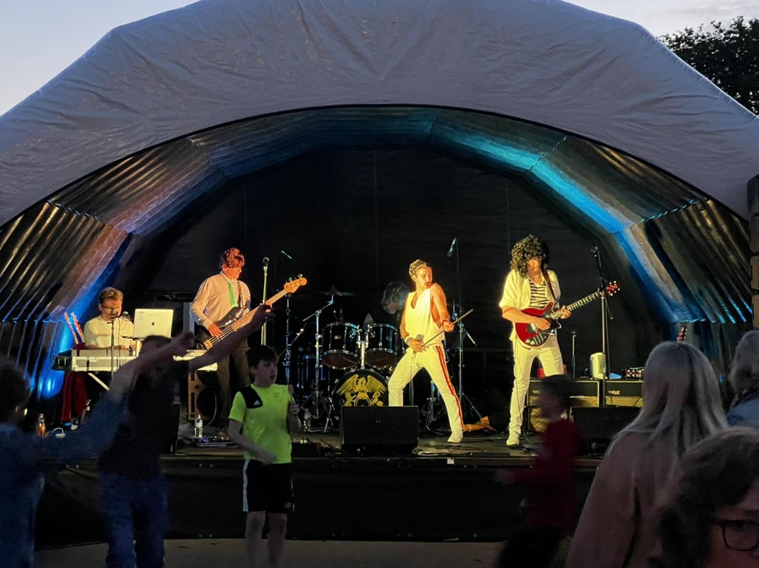 We’re at the King Charles pub in kingsworthy this weekend. Supplying stage and p.a for their annual beer festival! #stage #stagehire #event #events #beer #pub #festival
