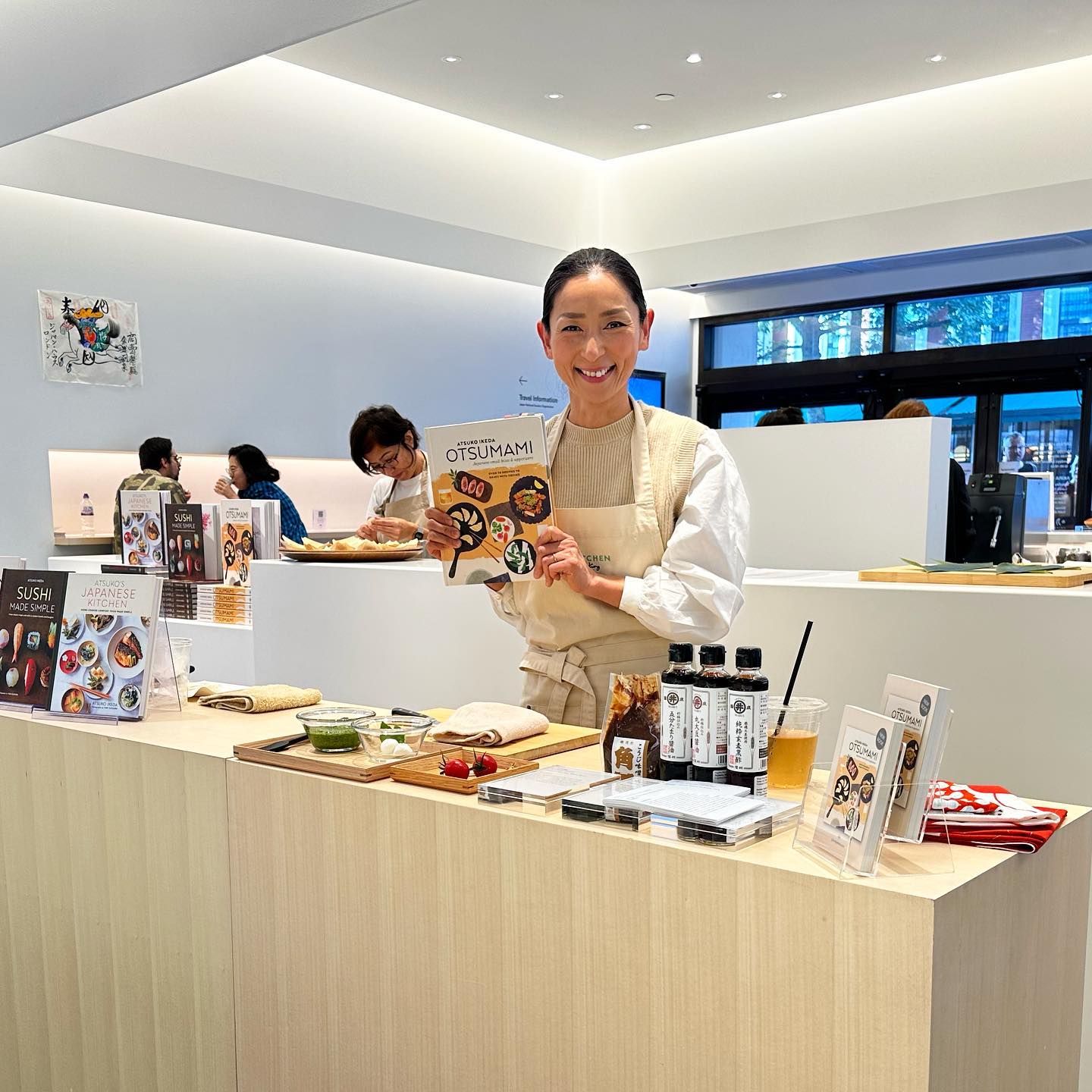 It was such a privilege to be invited to Japan House for this special occasion!
My Otsumami cooking demonstrations at their store were fully booked within 1.5 hours after it was announced! It was a real pleasure to work with Scott, Wako from Japan House for this event. Thank you for organising it for me.
I would also like to thank all those who attended the event from all over the UK 🇬🇧
The Japan house London is located in Kensington High Street where you can experience the very best of Japanese art, design, food and innovative technology including seasonal events, workshops and exhibitions. They also sell my three cookbooks in their shop.
Great thanks to my publisher @rylandpetersandsmall and my assistant Takako for supporting me all the time!
#cookbook #cookingdemo #bookauthor #recipe #cooking #cook #healthy #recipes #japanesecooking #washoku #londonfood #japanesefood #sushimadesimple #cookingclassinlondon #cookeryclasses #japanhouse
#atsukoskitchen #otsumami