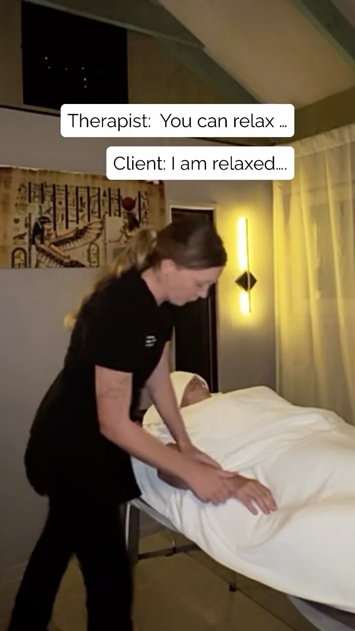 We’re going to be honest…
we see this a lot.
You don’t need to help us move you 🤍
If we lift your arm—let it go.
If we move your leg—stay soft.
We’ve got you.
(Yes, we’ll ask if we need help.)
Because so many people don’t realise they’re holding tension…
until we do the little “relax wiggle” 👀
Massage is a dance with your nervous system.
It only works when you let go.
But what happens when you’re not fully in your body?
What if we all softened… just a little more?
#reflectagneswatermobilespa #agneswater #visitagnes1770 #remedialmassage #mobilemassage