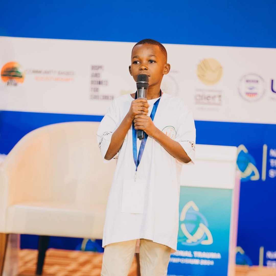 The audience at the National Trauma Symposium in Kigali experienced a truly special moment. One of our young participants from the Nkwihoreze project performed his very own song he created during one of our workshops.
His performance was a powerful testament to the resilience and creativity of our young people. Well done!
Dr. Chaste Uwihoreye took the stage to share insights about the Nkwihoreze project and the innovative tools we've been developing together with the young people over the past year.
Our tools aim to support the mental health of children and young people by involving their whole family.
Attendees also had the chance to view some of the powerful artwork created by the Nkwihoreze team, which was proudly displayed throughout the event.
#nkwihorezeproject #artsforresilience #childrensmentalhealth #trauma #intergenerationaltrauma #childrensrights
#ucl #socialresearch
#art
#HealingThroughArt #CommunityStrength #MentalHealth #YouthVoices #FamilySupport