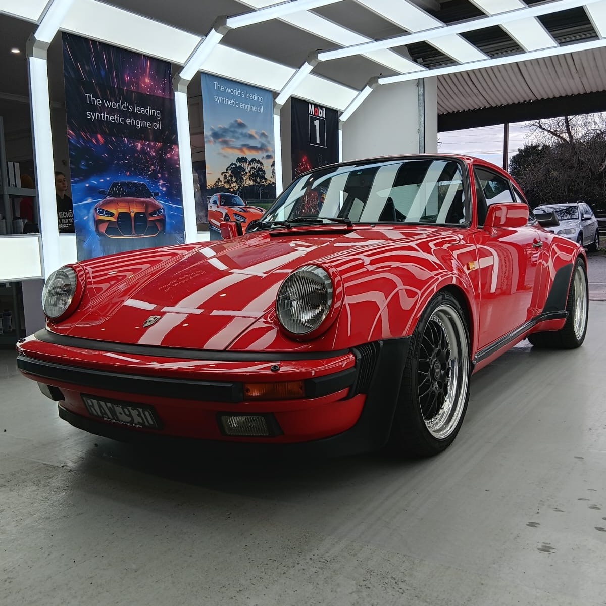 ❤️ Classic 911. Timeless perfection.
This iconic Porsche 911 Turbo came through the workshop for a full service — keeping it running as sharp as it looks.
We carried out:
🔧 High-performance oil
🔧 Genuine oil filter replacement
🔧 Full mechanical & safety inspection
No shortcuts. No compromises. Just the level of care a car like this deserves.
Cars like these aren’t just serviced — they’re looked after properly.
#Porsche911 #911Turbo #ClassicPorsche #AirCooled #EuroCars #AdelaideCars #CarService #EuropeanSpecialist #WorkshopLife #CarCare ❤️🚗