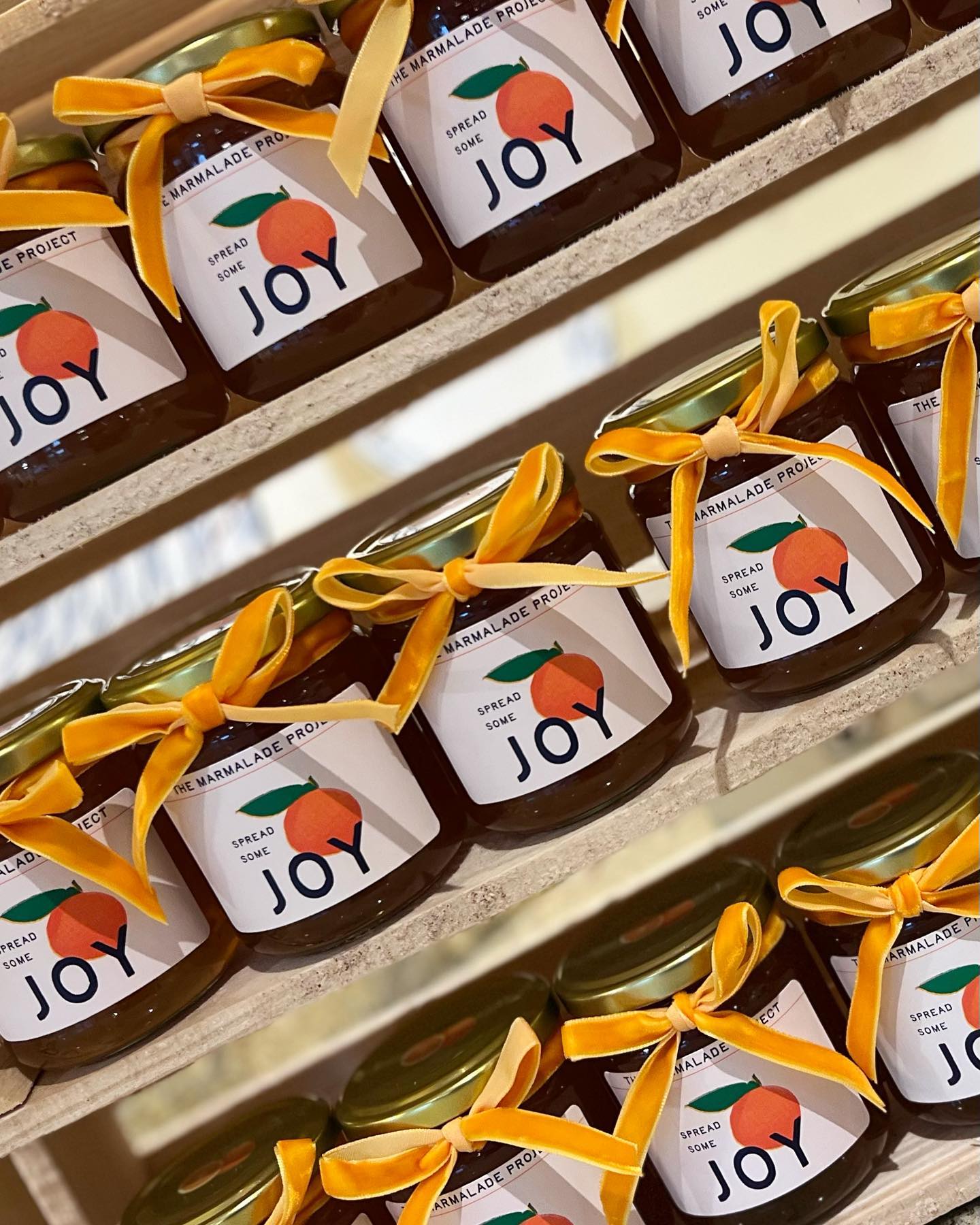 ‼️📣 LAST JARS REMAINING 📣‼️
When it’s gone it’s gone… Last chance to get your hands on some J🍊Y 🌟 - final 30 jars remaining 🔜😳🏃♀️🏃♂️🛒
💫And remember that every single penny that you pay for your order (whichever size contribution you choose to make - and that’s not just profits, that’s ALL of your money) is going to @thestrokeassociation in memory of my darling mum and to help fund invaluable research 🙏
🙏Thank you so much to everyone who has helped me on this joyful journey, you know who you are; the support and response has been totally overwhelming🥹
🛒The shop went live just over a week ago and has sold over 270 of the 300 jars that I have made over the last 6 weeks, raising just over £2600 for the Stroke Association so far 💜
🇮🇪👋Now for the final push before heading to Ireland in 3 weeks time👩🏼🍳, so if you haven’t ordered your dose of joy yet don’t delay! Spread some joy this Easter! 🍊🐣🐰🥚🌸🌼
🙏Special mention and thank you to my very patient and tolerant stepfather Edward who has endured 2 months of hobs being on 24/7 🎛️🔥; sticky floors; jars and oranges absolutely EVERYWHERE; entire rooms given over to marmalade storage; pans steeping with peel and precariously balanced sieves with muslins attached ⚖️; and more latterly boxes and packing stations on every surface…. Total and utter marmaladey carnage 🫠🍊👩🏼🍳📦🫙
🍊🌳🇪🇸 And thank you to Jose and Amadora and all at @gospacitrus for the BEST quality oranges 🧡 and to @vivienlloyd for the invaluable guidance and support✨