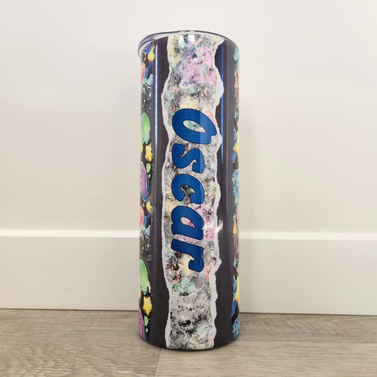 A little custom made drink tumbler for Oscar's birthday ππ
#coolprintau #laserengraving #lasercutting #wishingwell #custommade #birthday #moneybox #signwriting #tumbler #tumblercustom #gaming #insulatedtumbler #partycup #largedrink #custommade