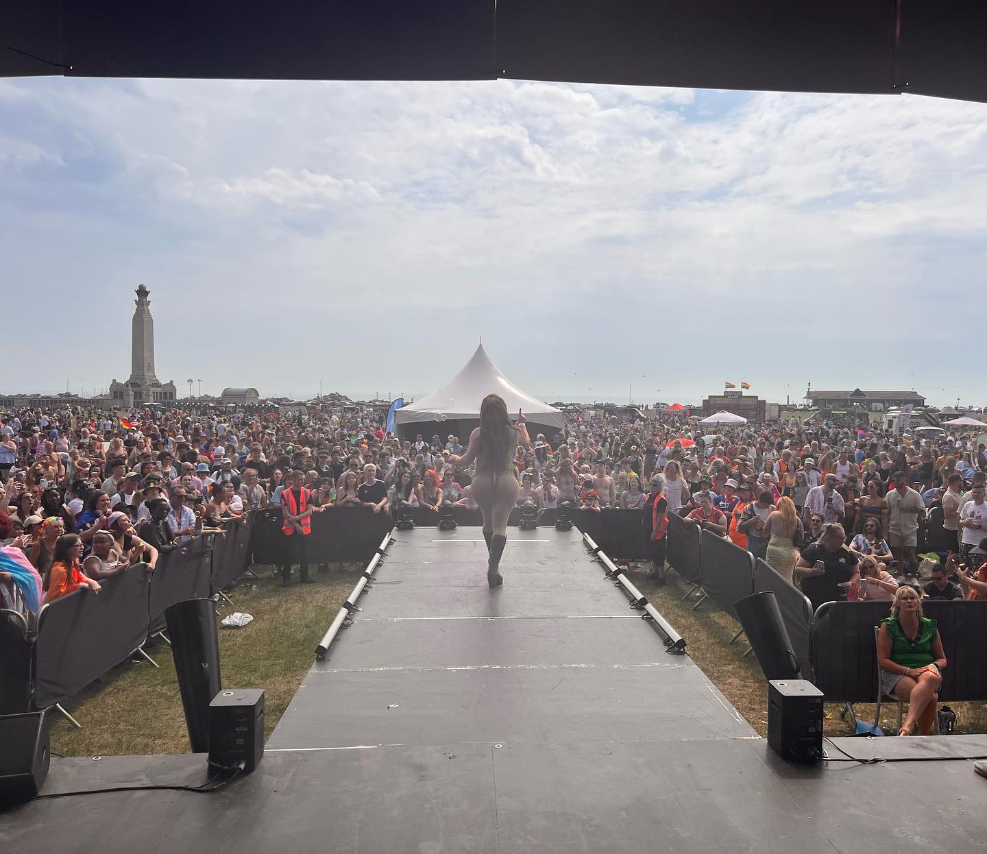 We had a great time providing production to @portsmouthprideuk this weekend to over 30’000 people in the lovely sunshine! A great weekend had by all! #pride #portsmouth #summer #festival #events #production #eventprofs #video #audio #ledscreen #lighting #stage #stagelighting