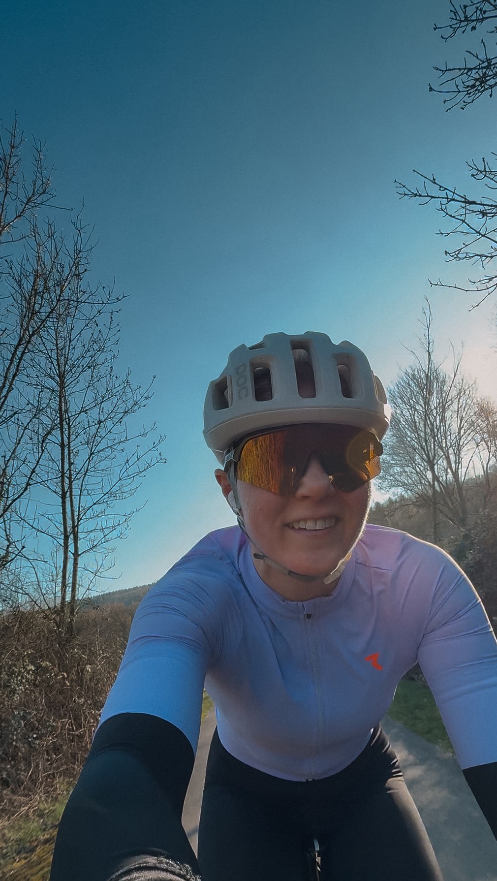 Ohrwürmer gehen mir nie aus 😆🐛
#cycling #soloride #femalecycling #fromwhereweride #garminambassador