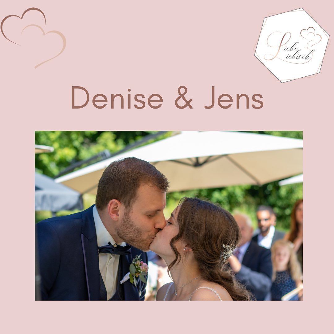 Im @habitat_eventlocation mit wunderschönem Blick auf Esslingen feierten Denise und Jens ihre Traumhochzeit. Kurz vor der Trauung haben alle noch fleißig die Hemdsärmel hochgekrempelt und die Sonnenschirme ⛱️ umgebaut- gerade noch rechtzeitig bevor Denise in ihrem traumhaften Kleid zur Trauung kam. Und ein Kamerateam war auch am Start! Es war wunderschön mit euch! ☺️ #hochzeit #hochzeitslocation #hochzeitstuttgart #freietrauung #freierednerin #traurednerin