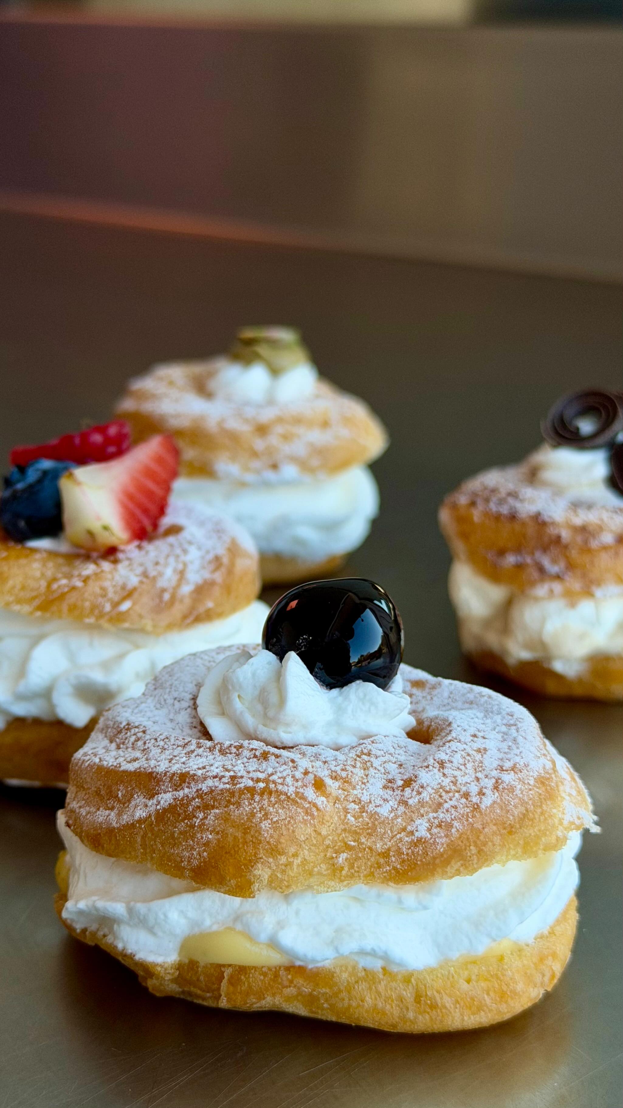 Qual’é la vostra preferita? 🤔
Scrivetecelo nei commenti !!
.
.
.
.
#bacilieri #pasticceriabacilieri #pasticceriaartigianale #zeppoledisangiuseppe #festadelpapapà