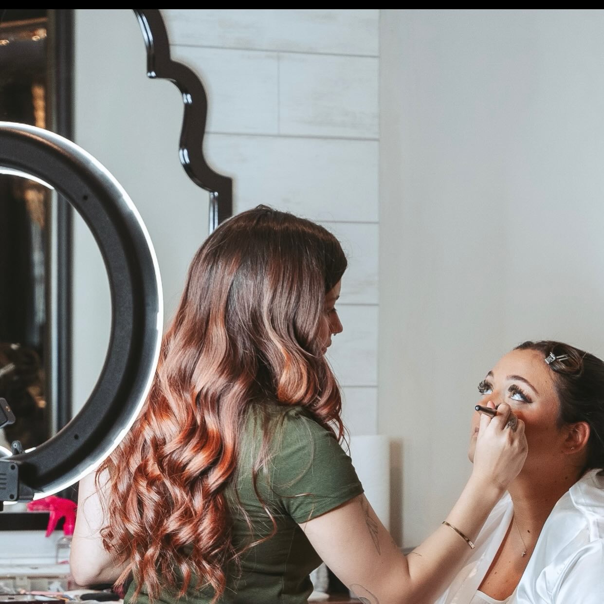 Wedding season is upon us and I’m so excited to get back into the groove!
Makeup: @beautypieartistry
Photography: @wave27_photography
.
.
.
.
.
#virginiabridalmakeup #vamakeupartist #bridalmakeup #bridalmakeupartist #dcmakeupartist