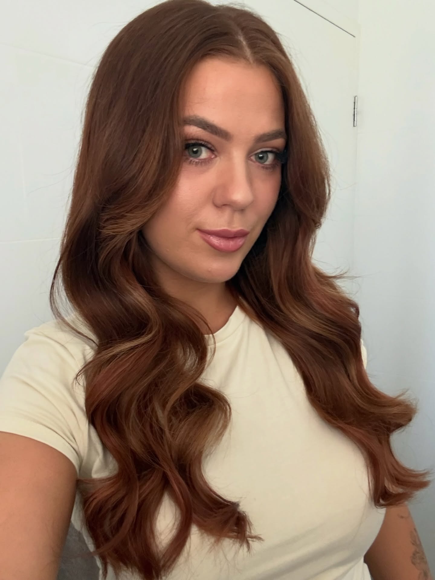 A blend so seamless you wouldn’t think I’m wearing extensions 🤤
@jadorehairsupplies always providing the best quality hair extensions EVER - I’ve tried SO SO SO MANY and absolutely none compare to this Australian owned, woman owned brand. The girls that get it, get it. 😌
Don’t compromise, book your consultation today. 🫶🏼