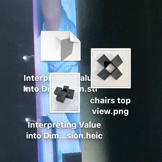“obstructed comfort” 2024
3d printed pla, needle felt, styrene
class: visual thinking 1
3d interpretation of “emphasis by anomaly” assignment for “interpreting value into dimension” assignment