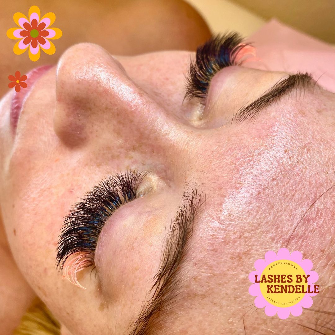 Lashes are a great way to express your personality. The traditional lash styles focus on increasing thickness and length and usually only come in black. 🖤
Colored lashes can enhance your personality as well as your eye color. Many clients choose colored extensions because they want to make their eyes look brighter. ✨
Adding a little pop of color to your life can also allow you to experience feeling beautiful in a whole new way! 🌈
• Lashes By Kendelle • (214) 587-8308 • Flowermound, TX • lashesbykendelle@gmail.com •
#professionallashextentions #thickerlashes #lashextionsdfw #lashesnearme #coloredlashes