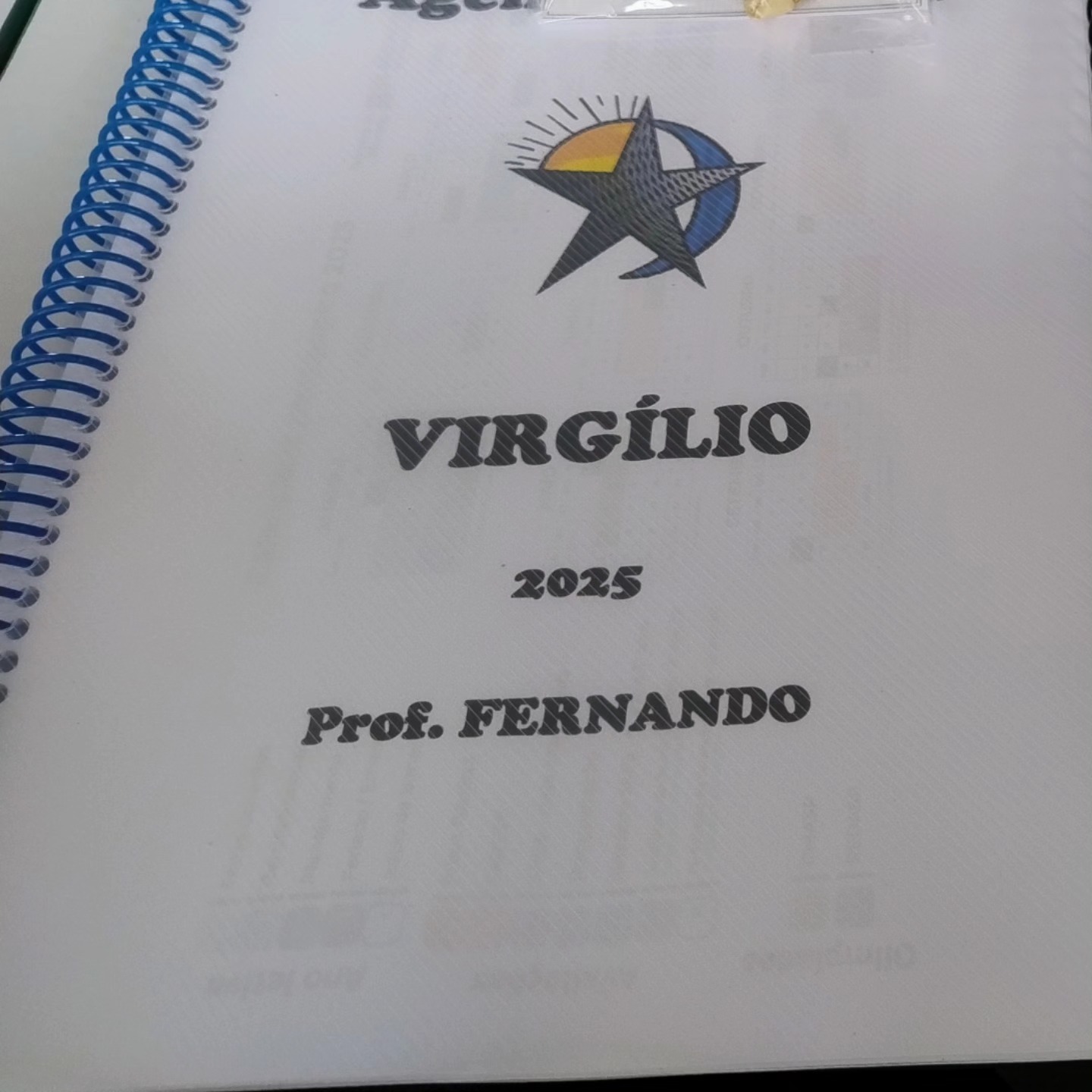 Iniciando uma nova fase profissional como professor de História na Escola Estadual PEI Virgílio Marcondes de Castro! Desde o primeiro dia, fui muito bem recebido por colegas, estudantes e toda a equipe escolar. É desafiador, mas também extremamente gratificante contribuir com a educação pública, ajudando a construir conhecimento e estimular o pensamento crítico. Seguimos juntos nessa jornada!
#EducaçãoPública #História #NovosDesafios