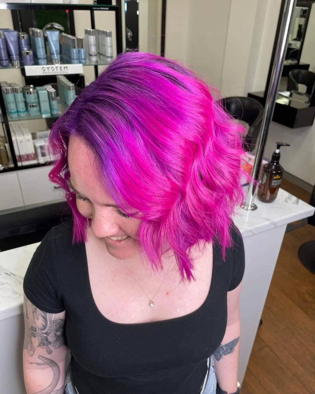 How beautiful is this purple & pink for our gorgeous guest 💜💕
Are you wanting change from the norm?
Call or Book Online with our lovely team today! X
Ph: 38209818
Book Online: Via web-link in bio
❤️
---> swipe for back view ---> 😍