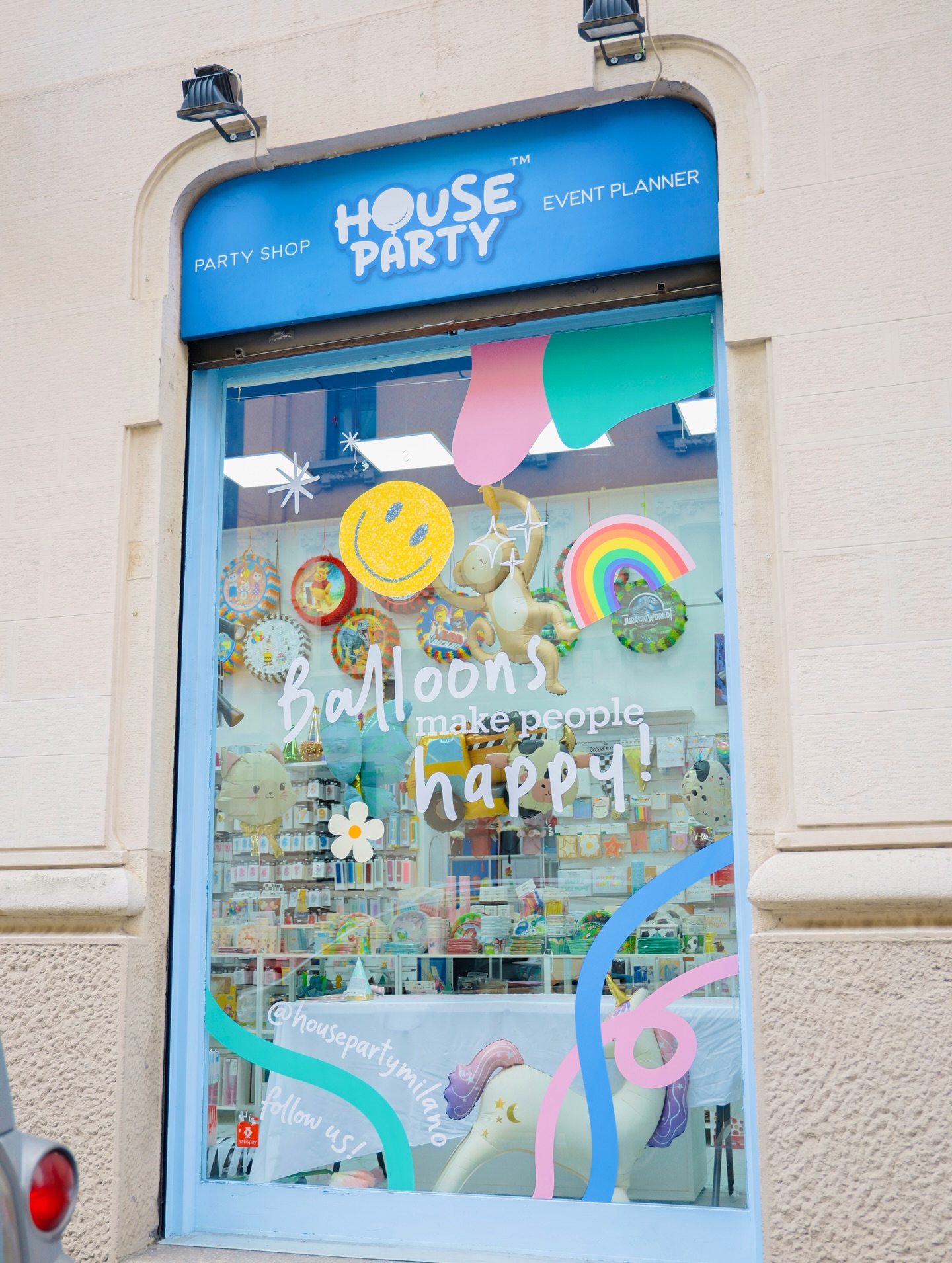 Lo sapevi che House Party è anche un Party Shop? 🎈
Oltre agli allestimenti personalizzati, nel nostro negozio trovi tutto per creare la tua festa:
palloncini, coordinati, decorazioni e tanti accessori per ogni occasione.
✨ Vieni a scoprire il nostro mondo!
📍Via Giovanni Ricordi, 13 Milano (m1 Loreto)
#partyshop #housepartymilano