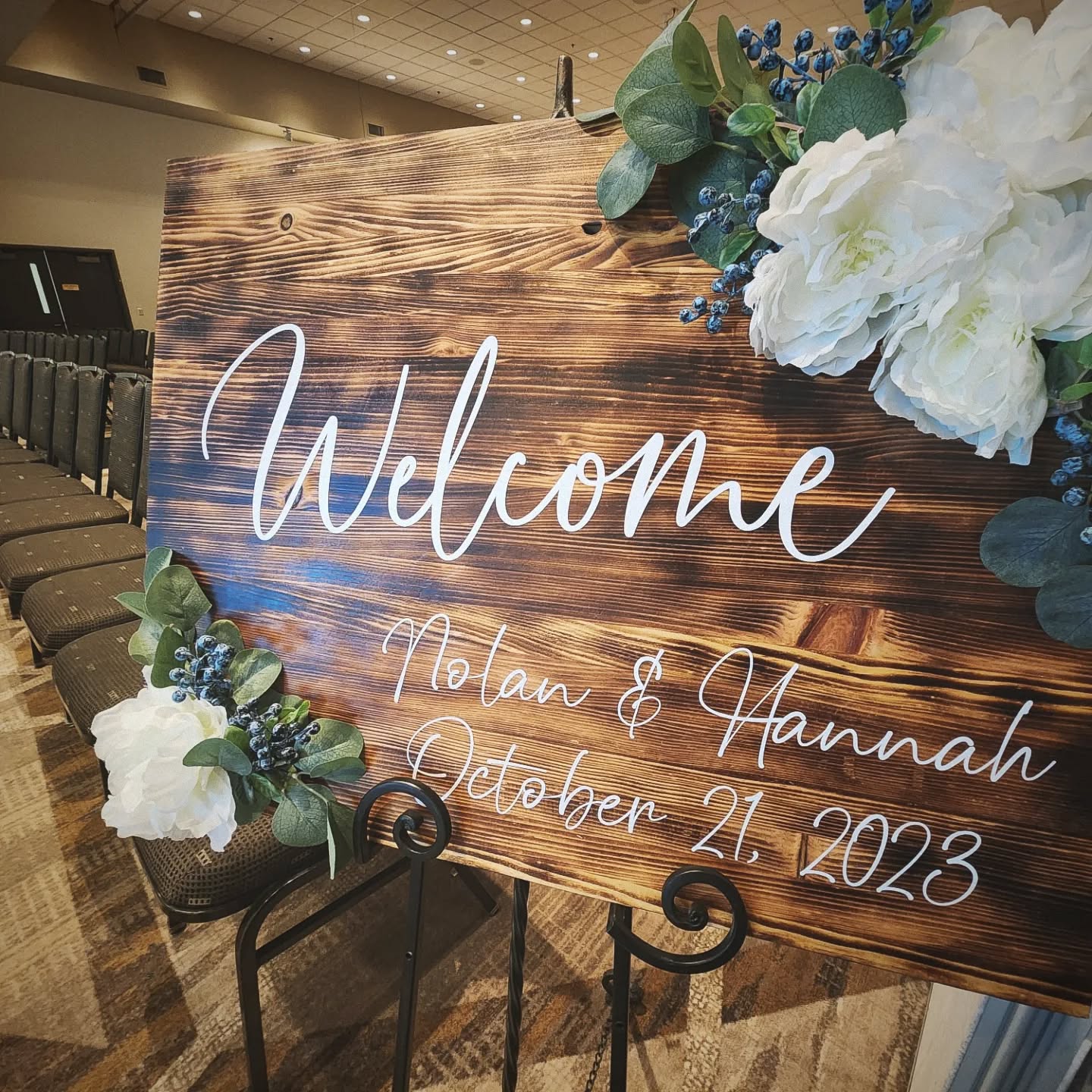 Congratulations Nolan & Hannah!! It was a gorgeous day for a wedding, made even better by a beautiful couple! I pray you'll enjoy every day of your marriage as much as your wedding day.
@hanlam93 @nolanrainey
Venue: @ballysevansville
Photo: @loving.life.photo
Food: @ballysevansville
Music: @thejuiceboxheroes
Dress: @thefrockbridal
#dayofcoordinator #dayoneweddings
