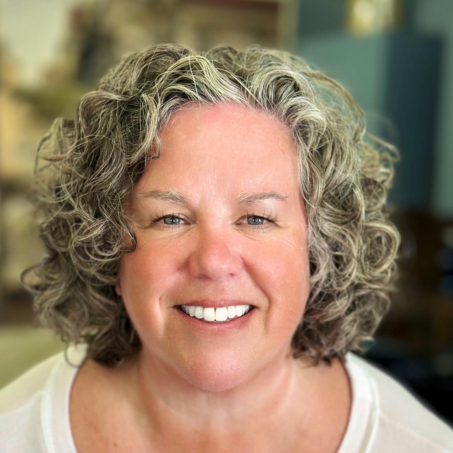 It’s all about embracing and celebrating your natural curls!! Checkout my website for more info.
#crystallakesalon #crystallakehairstylist #johnsburgsalon #johnsburgcurlcut #johnsburghairstylist #headshapematterscertified #stcharleshairstylist #elginhairstylist #huntleyhairstylist #kildeerhairstylist #Burlingtonhairstylist #burlington #lakegeneva #barrington #kildeer #lakezurich #libertyville #lakevilla #grayslake #vernonhills #curltransformation #curlyhaircut #curlspecialist #gurneehairstylist #gurnee #Mchenrycurl #Mchenrystylist #mchenryhairstylist #mchenrysalon