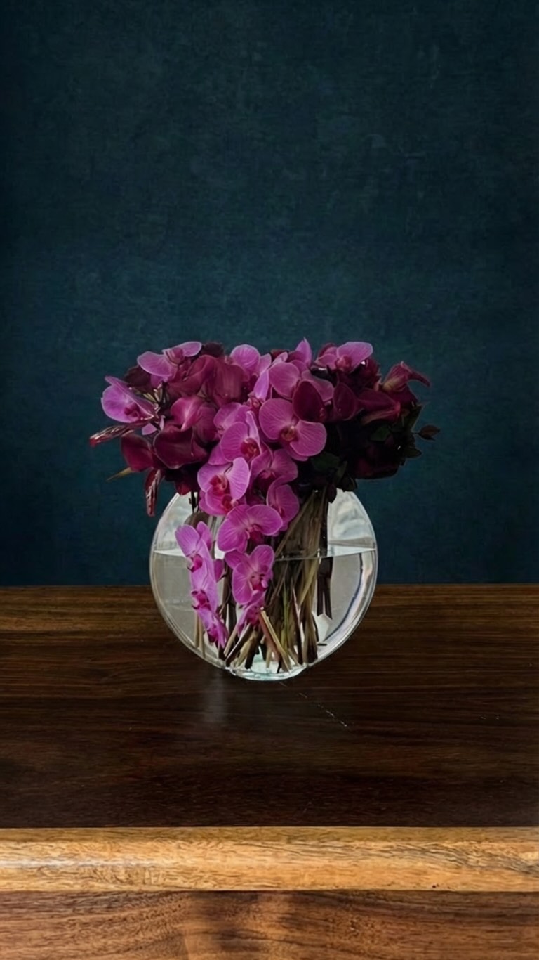 From boutique table to private home, quietly precise.
#luxuryflorals