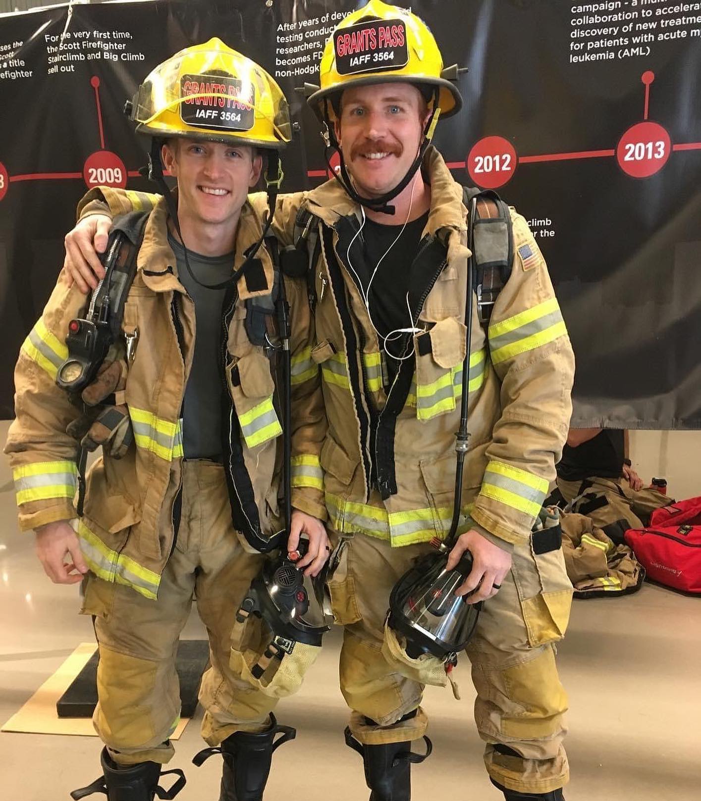 Your Grants Pass Firefighters will be at Club Northwest tomorrow to train and raise money for their upcoming participation in the 2023 Leukemia and Lymphoma Society Firefighter Stairclimb. Donations to their team can be made online, or stop by #ClubNW tomorrow between 08:00-11:00 and make a donation in person. If you would like to make a donation DM us and we will send you the link!