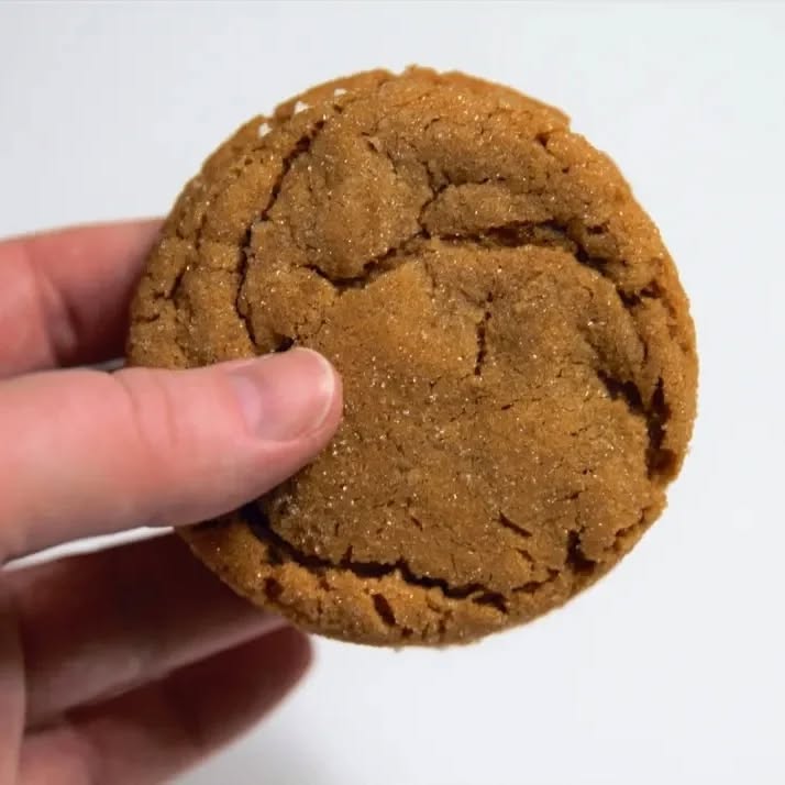 Mother's Day specials for 2024 are live and it's 9 days till the big day!
Check out our shop (link in bio) for our seasonal specials! A floral cupcake variety pack (starting at $16), an 8" round cake with a floral wreath ($65), and our perennial favorite ginger-orange sandwich cookies (pictured, starting at $18).
Each cupcake variety pack contains at least one each of the following: red rose, orange marigold, yellow sunflower, and blue hydrangea. 12-packs contain three of each flower.
A few notes:
You CAN order for someone else and have it delivered! Specify the delivery address at checkout and arrange for someone to be home to accept delivery (otherwise deliveries can be rough!). You don't have to be local, but the recipient does (local = within 30 miles of Saint Paul).
You are NOT limited to only what's in the shop. Those are the items available for immediate purchase (but choose your delivery/pick-up date). We're still open for custom orders, too.
And thank you for considering us to help celebrate the moms in your life.
#cupcakes #cupcakesofinstagram #mothersdaygift
#mothersdaycake #buttercreamroses #buttercreamflowers #🌻 #sunflowercupcakes #gingercookies #mothersday2024 #mothersday2024 #mothersdaycupcakes #minnesotaeats #Minnesota #mn #mnbaker #mnsmallbusiness #supportlocal #twincities #cookies #giftidea #momsday