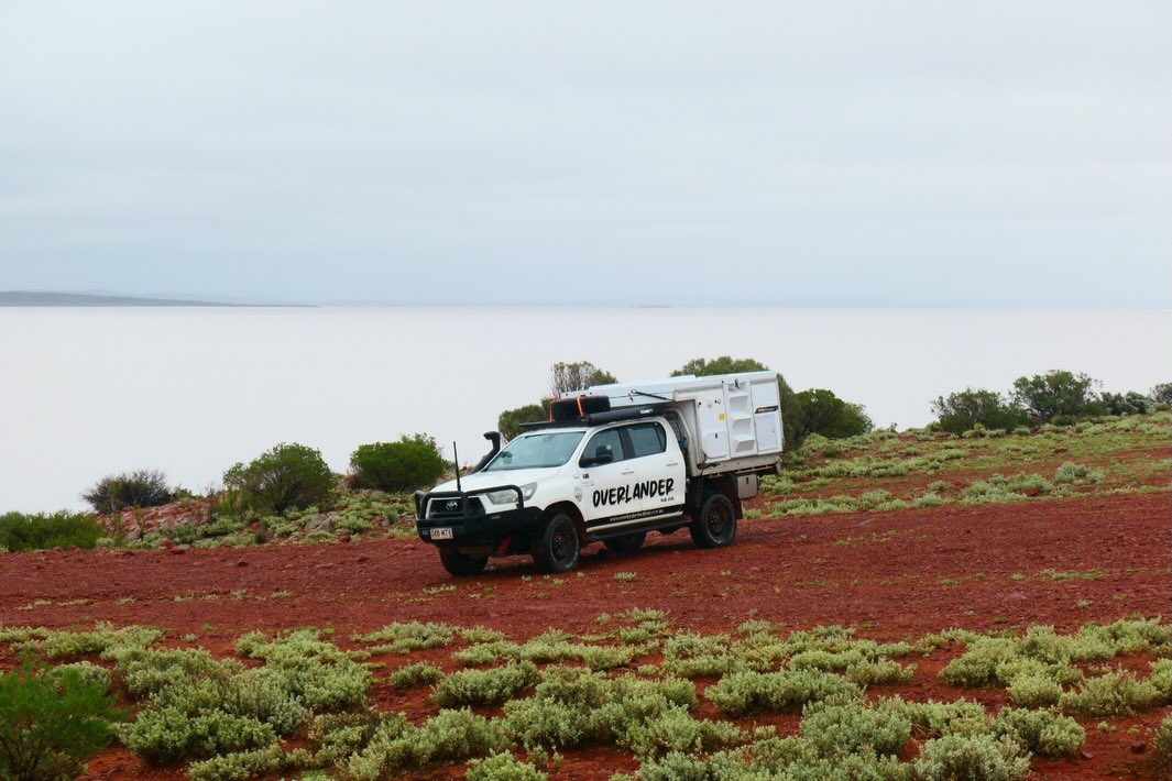 __Rasa brings the vibe, while Daniel handles the wheel from Perth to Cairns 💅✨
📍Lake Gairdner, SA
#toyotahilux
#passengerprincess
#outback
#travel
#explore