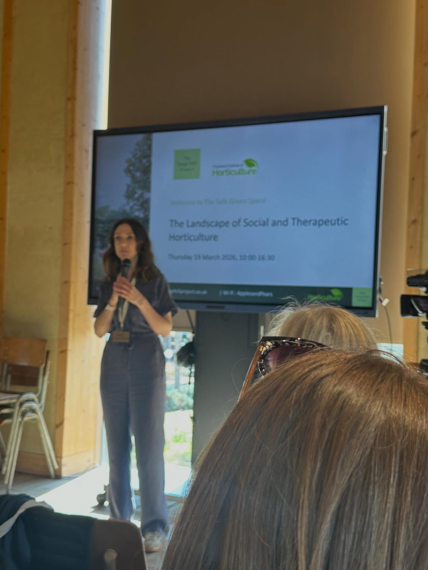 🍏Great day yesterday @sergehillproject. The sun shone on the beautiful plant library and we listened to one inspirational speaker after another discussing the importance of Social Therapeutic Horticulture. Thank you to all involved, we came away hopeful of change and keen to support. @thrivecharity @ngscommunitygardens @nationalgardenscheme @nasp_insta @rhsgrassroots @greener_practice @sunnysiderural @greenfingerscharity @gardening4health @suestuartsmith