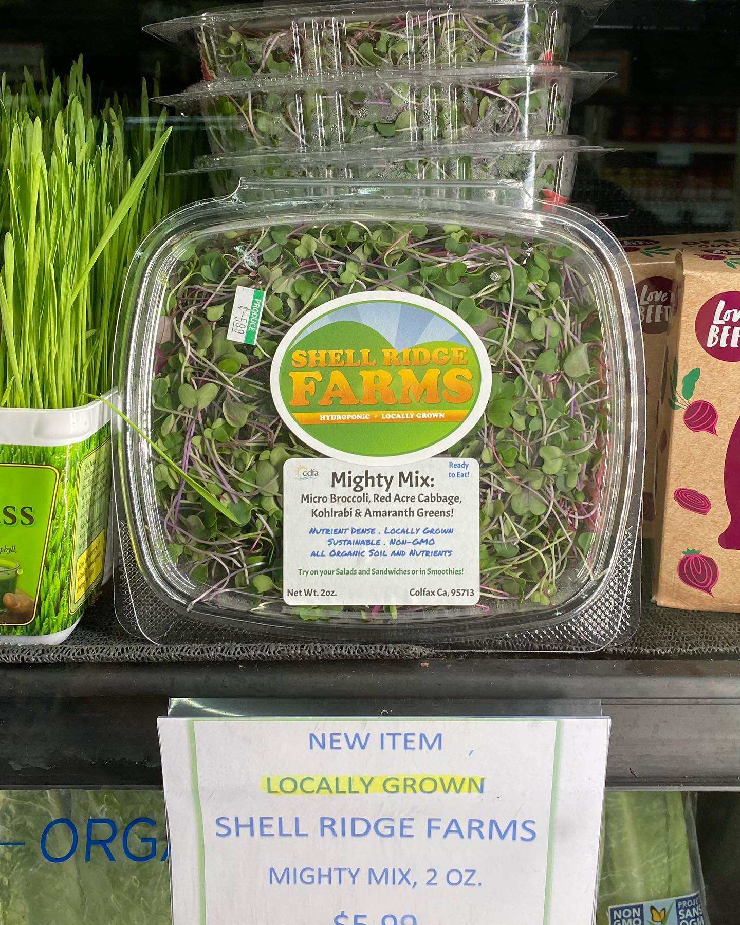 Pea Shoots and Mighty Mixes piled on high!
.
Find our fresh cut produce locally, now at these locations in Placer County:
-Sierra Market in our hometown, Colfax Ca.
- @placer.farms.produce
.
.
.
.
#nutrientdense #hydroponics #verticalfarming #organicsoil #knowyourfarmer #cagrown #freshfood #healthyfood #urbanfarmer #mixedgreens #leafygreens #microgreens #nongmo #planthealth #indoorfarming #aeroponics #placergrown #growsomeleafys #growsomemicros #shellridgefarms #localfarmers