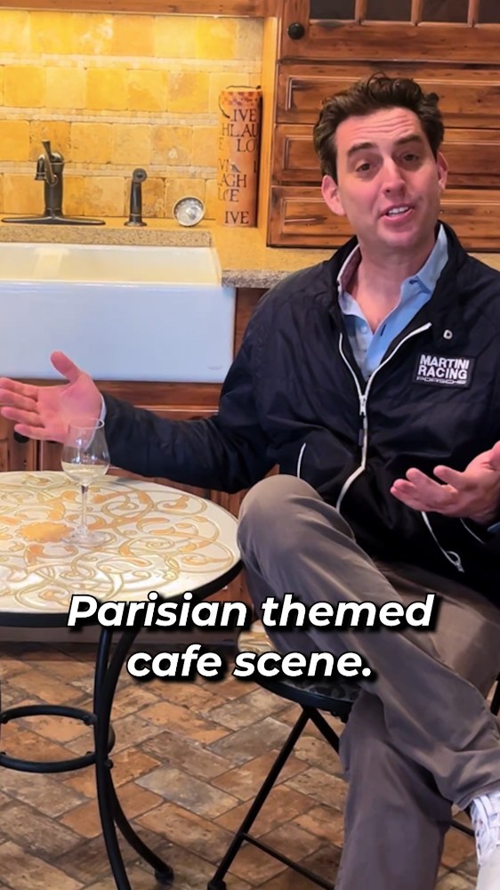 This Sedalia estate is so European the kitchen has its own café. Reservations not required. Imaginary wine is complimentary. 🍷🇫🇷
oui oui