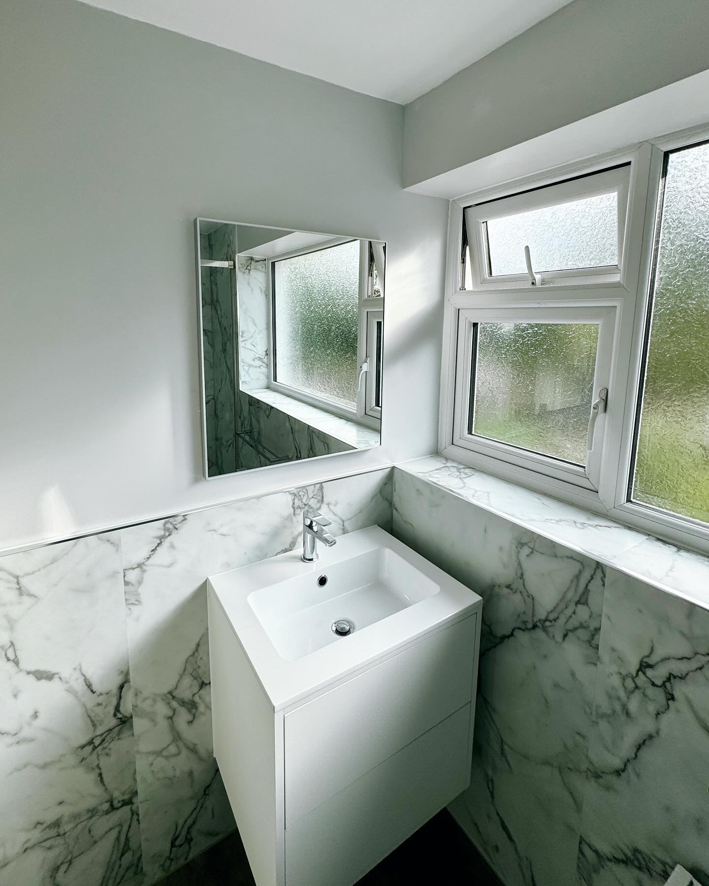 Another bathroom completed Clarke Bathrooms
"From concept to reality! Experience the epitome of modern comfort in our latest bathroom installation. Every detail curated for a contemporary oasis.
#ModernSpaces #BathroomInspiration