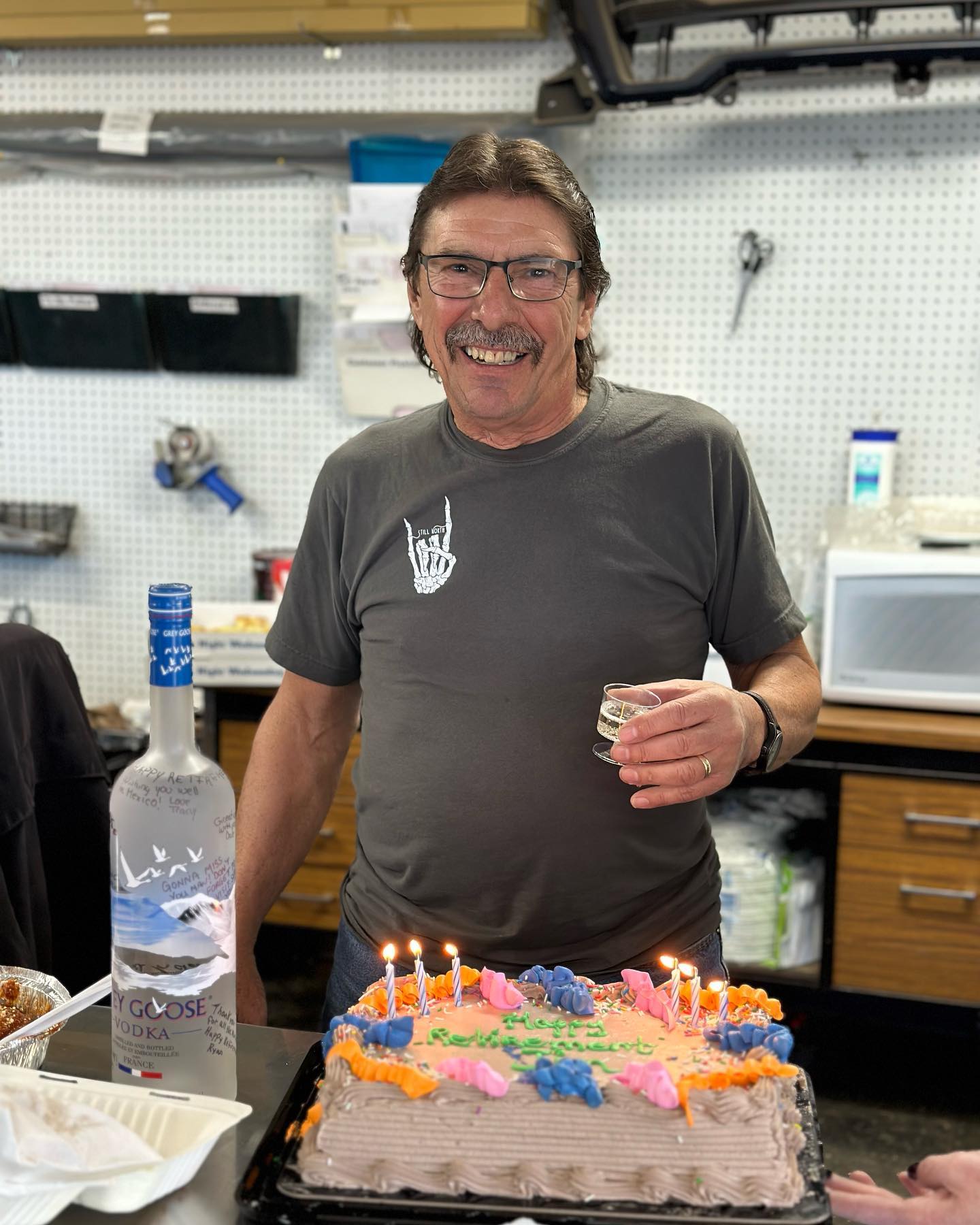 Congratulations Jim!
After 45 amazing years with us at Rodway, Jim is retiring.
Bittersweet day for us, he will be missed.
Good luck Jim, we wish you the best!