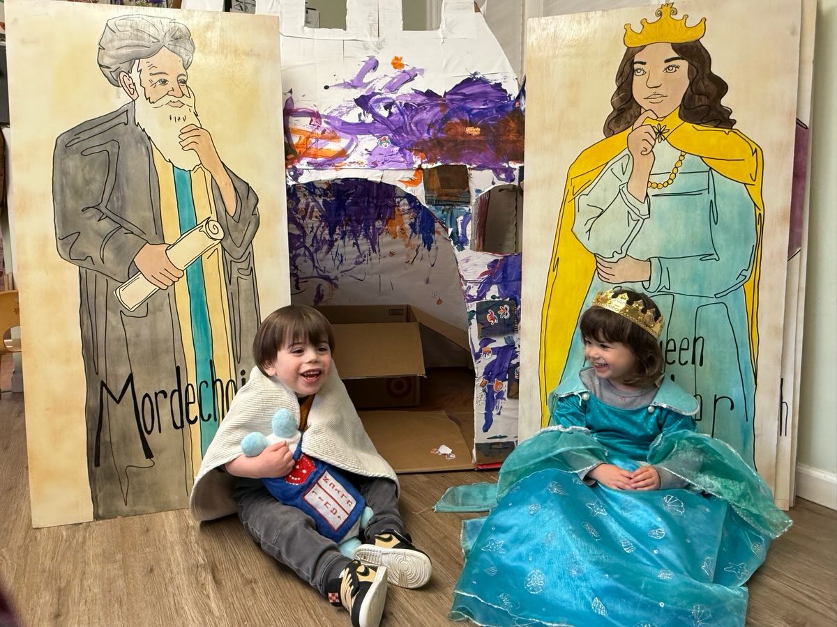 Purim exploration at The Gan is always a favorite! We review the story with literacy caution items and through acting, explore the customs hands on and use costumes in our dramatic play area! What a joyful holiday!
#purim #costumes #TheGan #reggioinspired #joyfullyJewish