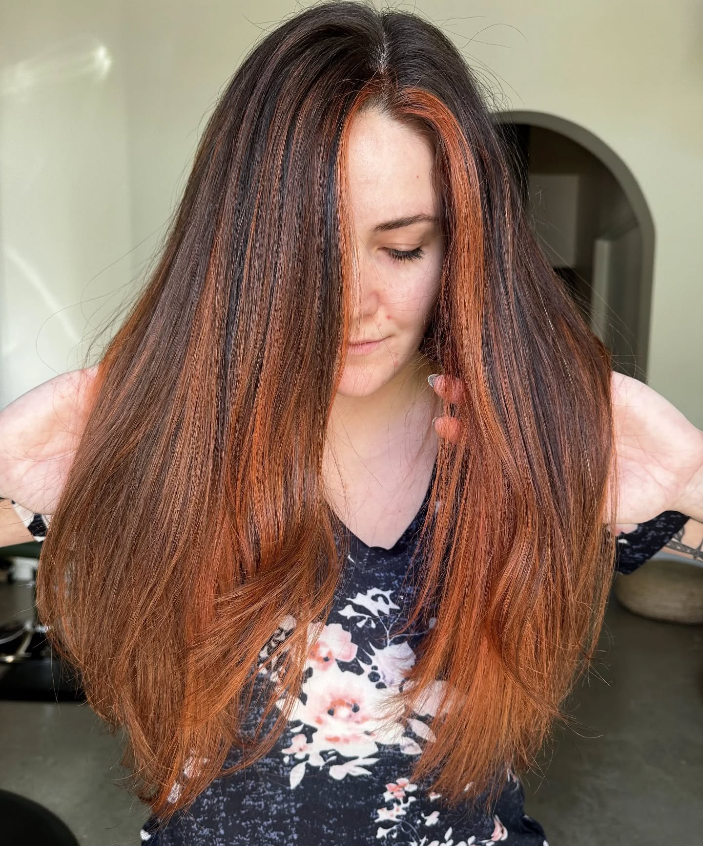 โจLow-Tox hair color with highly outstanding results! โจ
You don't have to sacrifice bold, beautiful, + expressive color for a safer experience.
We offer color services without PPD, ammonia, artificial fragrance and other common skin irritants.
Look through our New Client Guide linked in our bio to get started!
Color + haircut by @sarajunehair