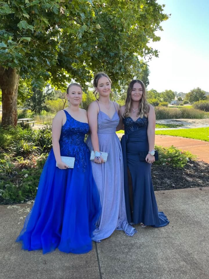 Stunning girlies wearing our HTR gowns. Thanks for sharing xx 📷 @presley_beardo