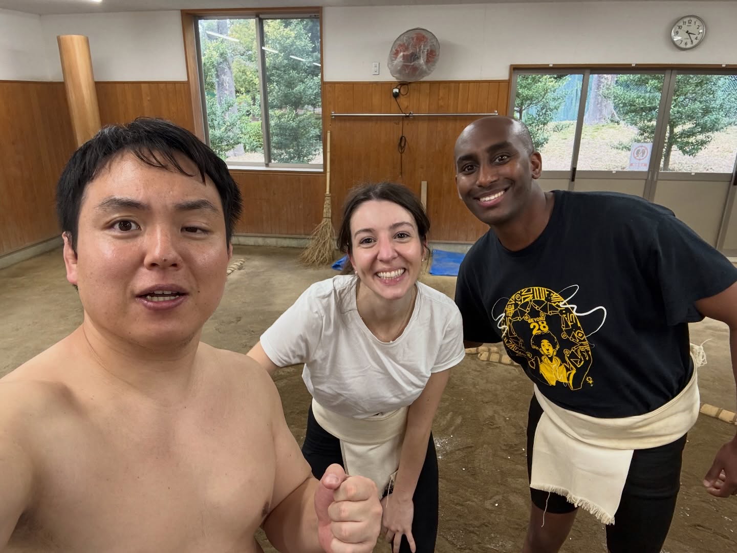 From Italy 🇮🇹 to Sumo!
Thank you for @semere.tesfai and @melissachickenwing
#sumo #japantravelphoto