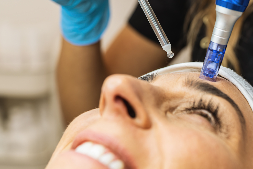 I’m so excited to invite you to Face It Skin’s Elite Microneedling training on May 25 — a gentler, smarter way to boost skin health. Join me to learn skin-responsive techniques that prioritize controlled stimulation, nervous-system awareness, and strategic layering instead of aggressive depth and injury. Perfect for anyone who cares about real skin results, sensitive skin, clean ingredients, and results that look naturally radiant.
This is hands-on, high-touch training where I’ll share my signature protocols and neurocosmetic approach (yes — the same mindset behind our locally sourced, European-grade formulas). Whether you’re a fellow pro or a skincare enthusiast who wants to level up, come learn why thoughtful technique matters.
Space is limited — see the link in our bio to reserve your spot! Can’t wait to teach and nerd out about texture with you. 🌿✨ https://www.faceitskin.net/event-details/face-it-skin-elite-microneedling
#FaceItSkin #MicroneedlingTraining #CleanBeauty #SensitiveSkin #OregonSkinCare #Neurocosmetics #SkinTextureQueen #HandsOnLearning